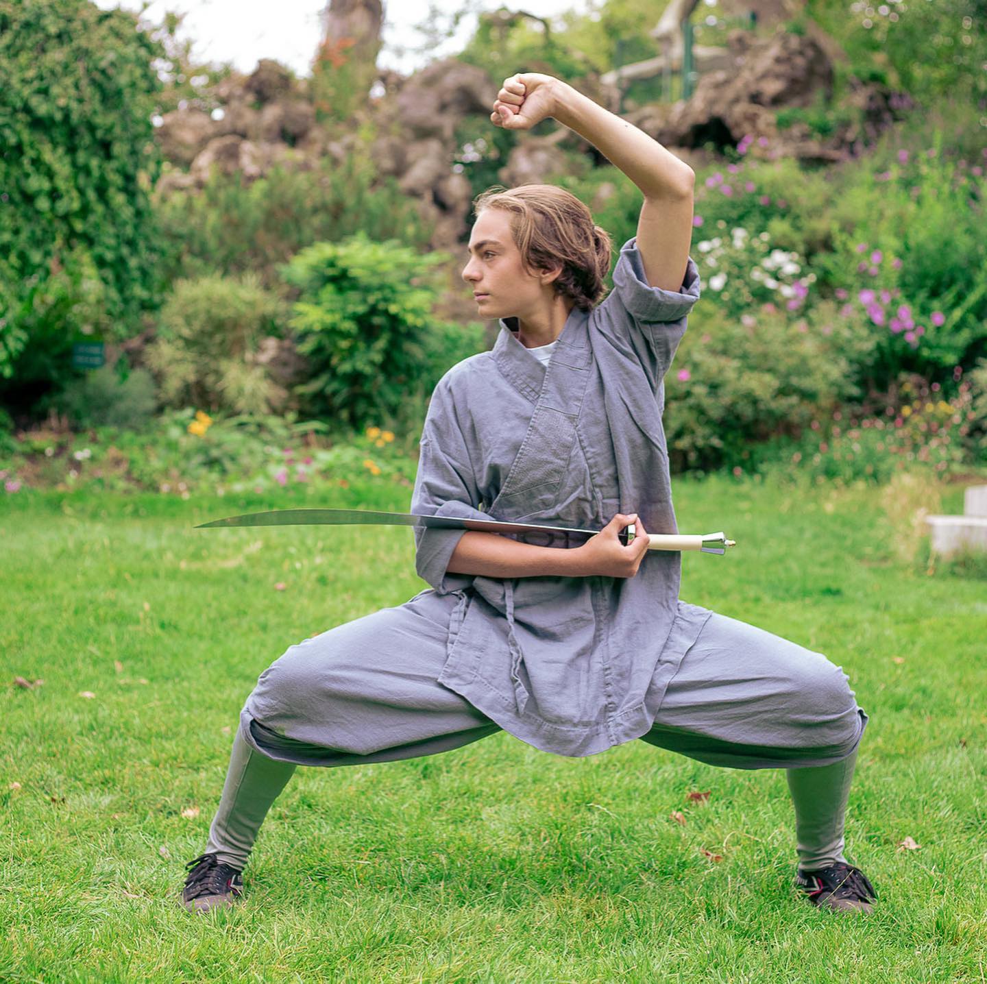Posture MA BU ( traduite par la posture du cavalier) réalisée par Martin.
🗡
