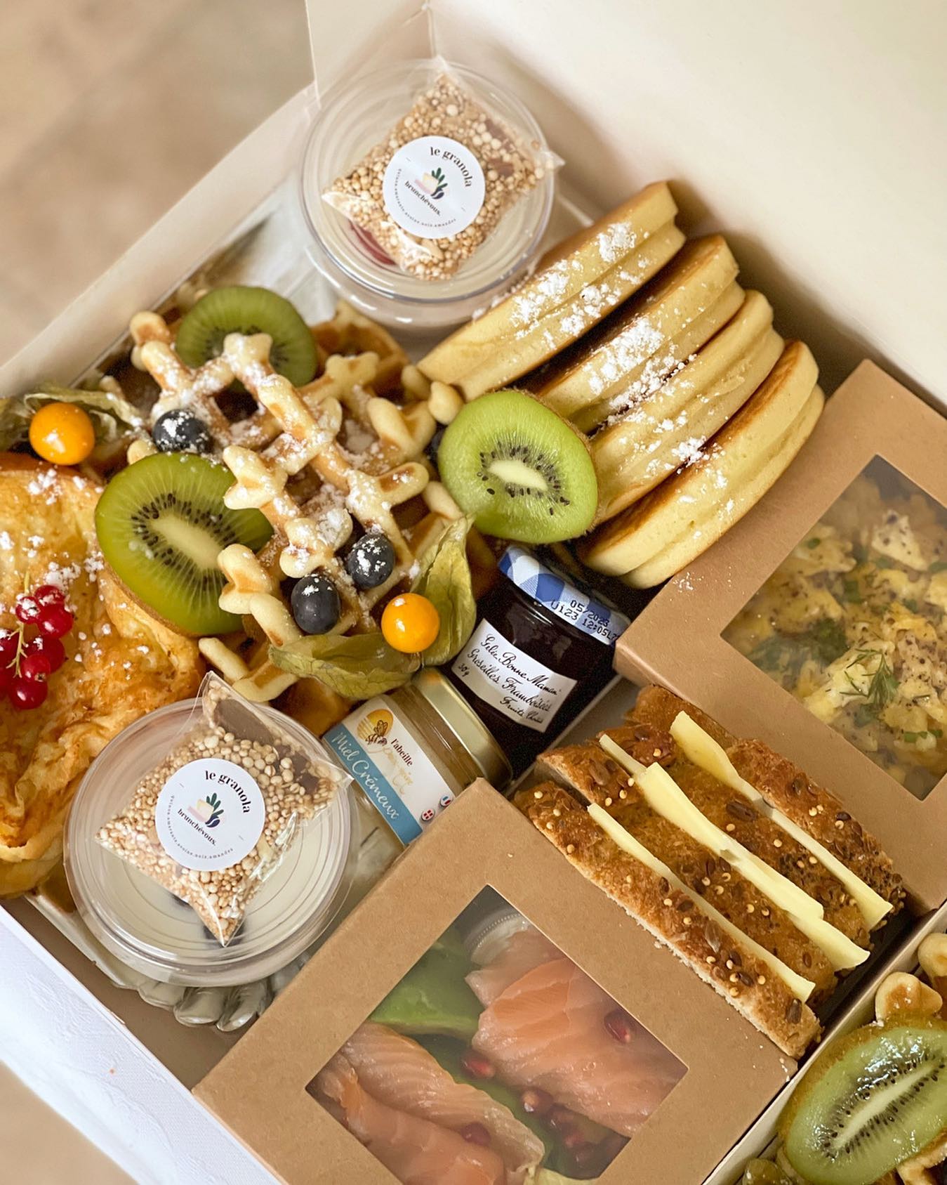 Nâoubliez pas de rĂ©server votre brunch avant samedi đ€đ„
#brunchevous #brunchbox #brunchstcergues #biscuits #food #foodinstagram #brunch #brunchhautesavoie #brunchdudimanche #saintcergues #stcergues #machilly #juvigny #veigy #veigyfoncenex #loisin #lucinges #bonsenchablais #douvaine #villelagrand #fillinges #nangy #bonne #ballaison