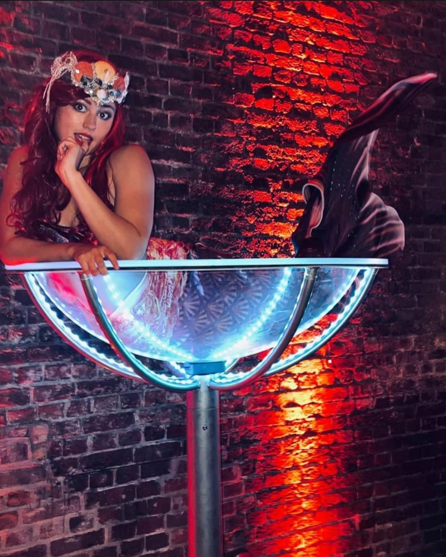 Did you know that you can have a mermaid in a cocktail glass for your event? 😍🍸
Swipe ➡️ to see Our @mermaidharmony and @themermister enjoying themselves at the @attitudemag awards sponsored by @virginatlantic last week!
Contact us to book mermaids for your event!
#attitudeawards #lgbtq #mermaid #merman #professionalmermaid #mermaidcocktail #mermaidtail #hgtails @hgtails #ukevents #uniqueevents #smallbusiness #mermaidforhire #hireamermaid #redcarpet #pride #loveislove
Photo credits to @lee_umms and @darrenkennedyofficial