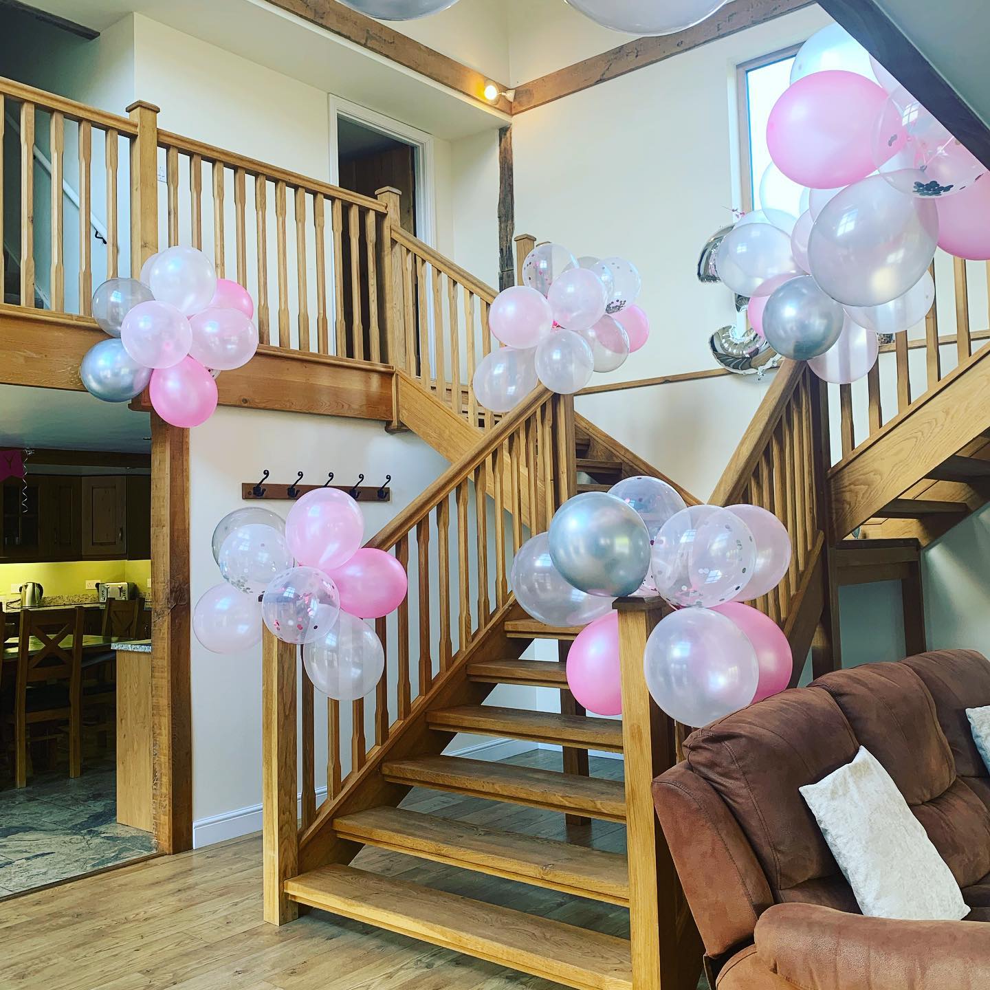 🎈CELEBRATION 🎈
We absolutely loved decorating The Stables for some recent guests. It was a 30th birthday and we were asked to secretly put this together to surprise the birthday girl 🥳.
If you’re staying with us for a special birthday/anniversary/hen party and would like some decorations put up please do get in touch.
#birthday #birthdayballoons #balloons #balloonsofinstagram #decoration #decorate #30thbirthday #30thbirthdayparty #party #partywithfriends #celebration #thestables #holidaywithfriends