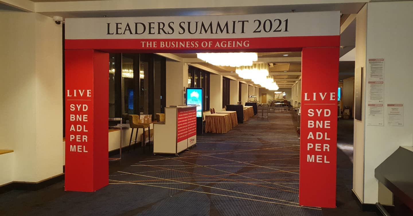 Full install at Sofitel Brisbane, full fabric silicon edge install on alloy frame. #siliconedgegraphic #banner #leaderssummit #leaderssummit2021