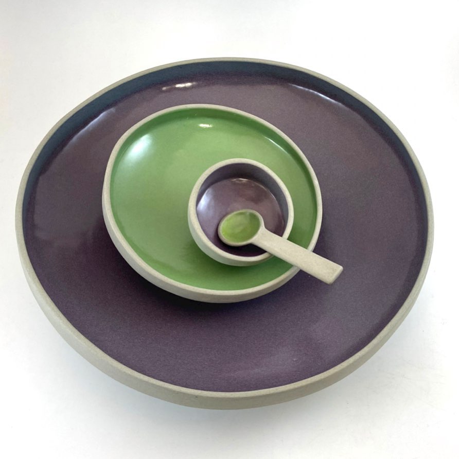 This large Deep Orchid and Apple Green Tilted Platter set is going to @onlyclay2021 this Saturday and Sunday 6-7 Nov!
It’ll be hanging out alongside many other pieces both hand-built and thrown.
We’re at Kelham Island Museum in Sheffield and It would be lovely to see you if you’re in the area. Eventbrite tickets are only £5.98 and can be purchased from the only clay website - link in my linktr.ee bio above. 🔝
#tableware #handbuilding #throwing #pottery #modernism #brutalistarchitecture #breakfast #contemporaryart #designermakeruk
#handmade #kitchenstyling #foodie #foodstyling #brutalistinspiration #contemporaryart
#handmade #kitchenstyling #brutalceramics #handmadeinwales #famfamily @find.amaker #kelhamislandmuseum #industrialbuildings