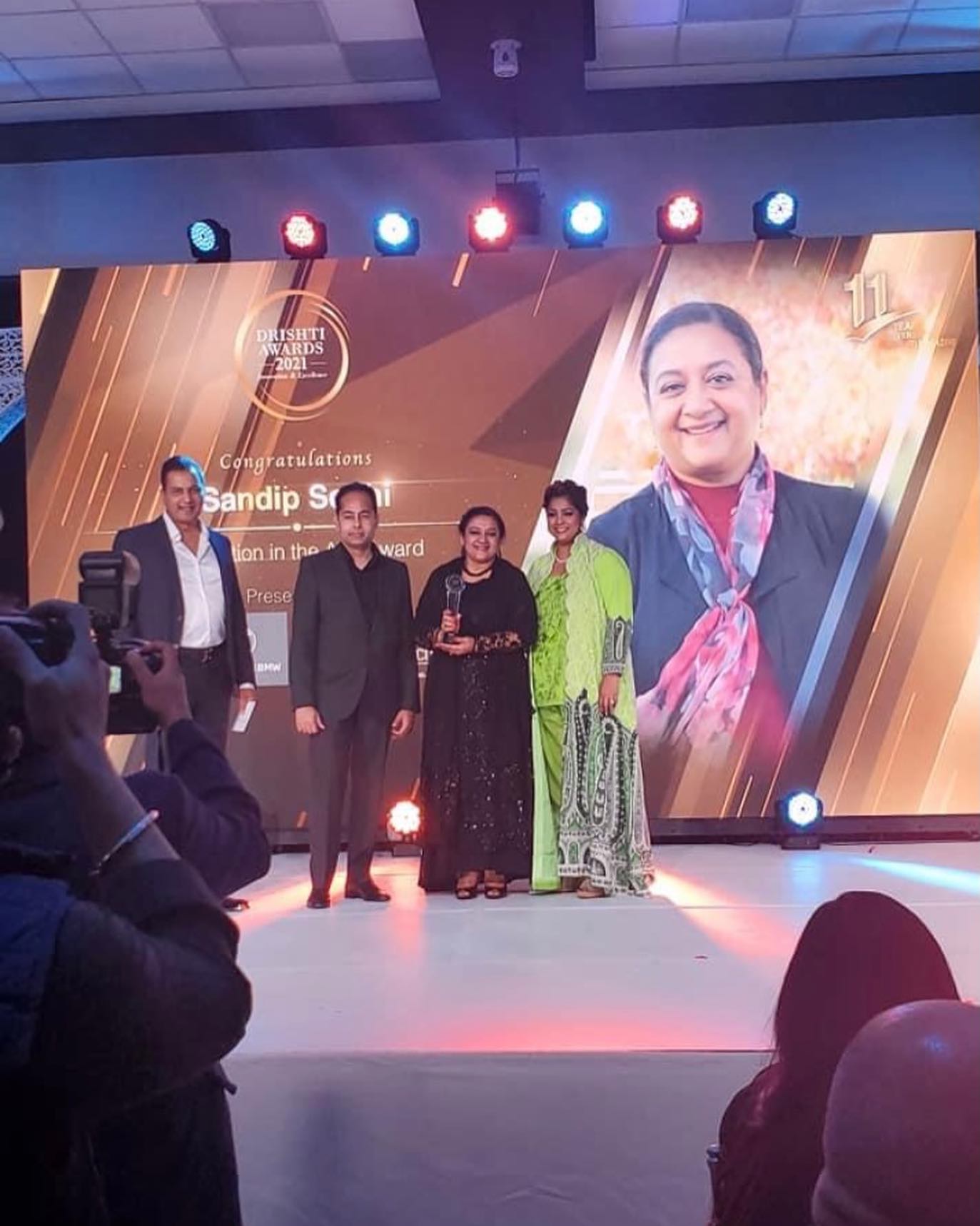 It was an honour to have my books recognized and then to receive the Drishti Award for Innovation in Arts. 🙏🏽Thank you to the Drishti Team! Congratulations to all the recipients, last night!
#sandipsodhibooks
#bipocauthor
#childrenspicturebooks
#diversity