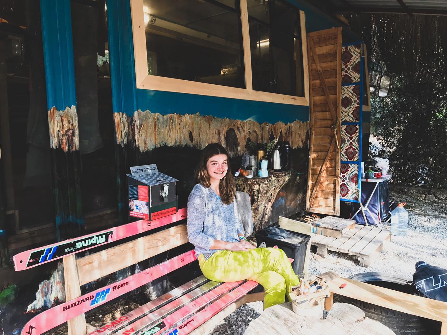 Murat ve Janne’nin Masura Pantalon Atölyesi’nden Guidebook ve Geyikbayiri Tutamak Fırçası alabilir, Bolt Box’a destek olabilirsiniz. 📙🪥✨
•
•
#climbing #climber #rockclimbing #petzl #boltingantalya #antakya #geyikbayırı #turkey #öztürkkayıkçı #petzl