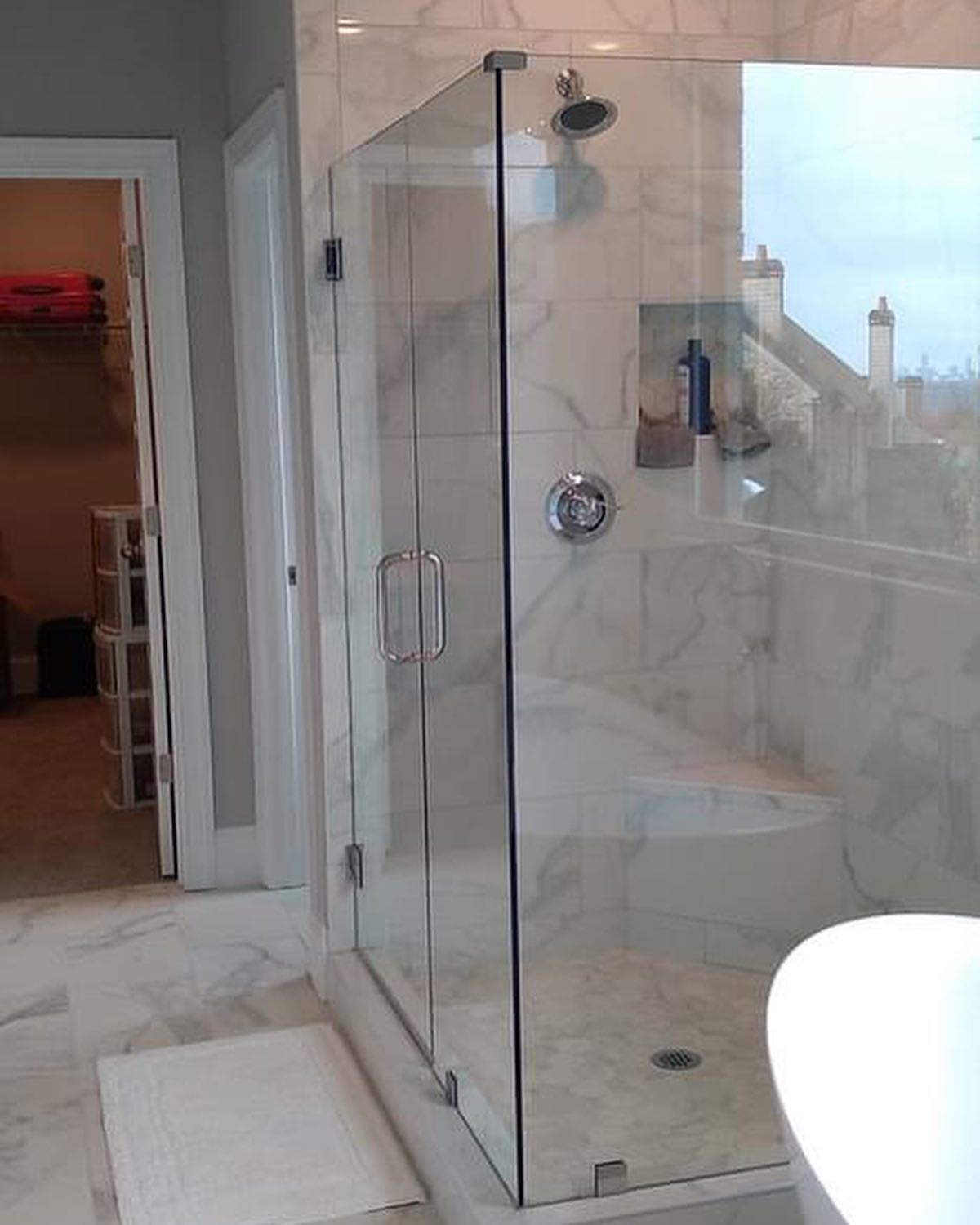 Residential cleaning,on a very gorgeous home, what a nice clean!