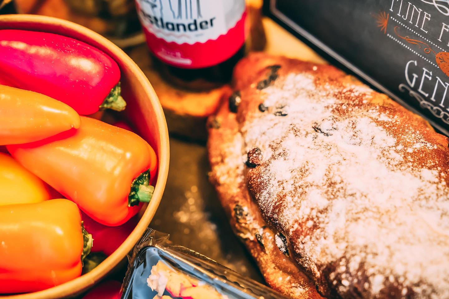 #kerst komt steeds dichterbij! Wij kunnen niet wachten om voor jullie aan de slag te gaan 🎅🎁😅
#inpakkengeblazen #kerst #gezelligheid #kerstpakket