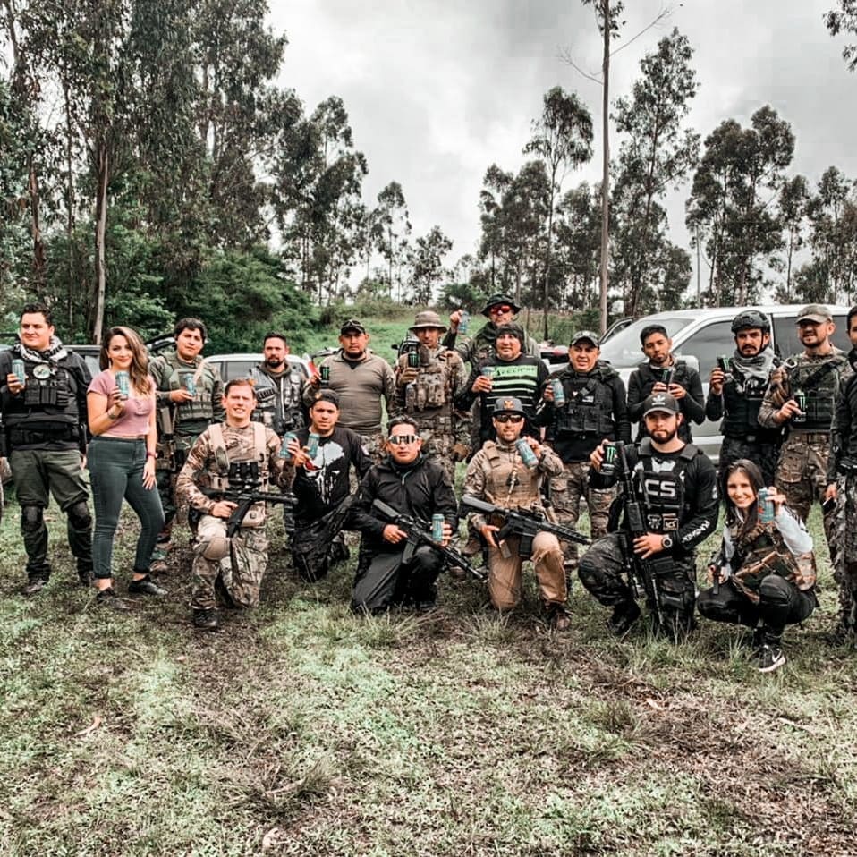 Una partida muy especial, en honor y ayuda de nuestros camaradas, es un lujo sentir el apoyo de las personas. En el Airsoft, todos somos una gran familia.
Únete a nuestras partidas semanales.
#airsoft #airsoftnation #airsoftgun #milsim #airsoftworld #airsoftinternational #tactical #airsofter #airsoftworldwide #pewpew #airsoftobsessed #airsoftphotography #airsoftteam #airsoftbrasil #military #m #softair #airsoftplayer #airsoftcommunity #airsoftgame #a #guns #airsoftwar #airsoftlove #airsofting #glock #multicam #airsofterphoto #airsoftguns #ecuador