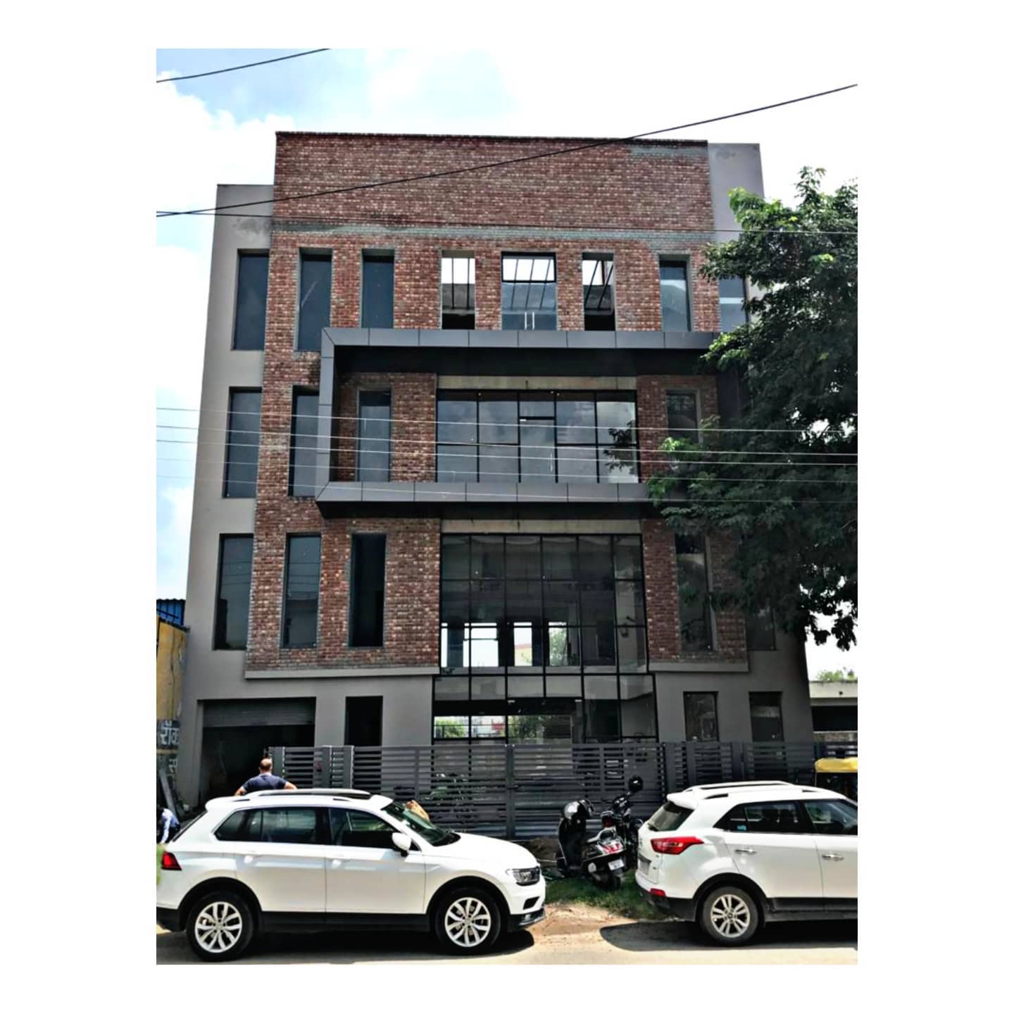 #architecture #architect #architects #buildings #bestarchitecture #gothicarchitecture #igarchitecture #construction #instaarchitecture #architectural #architecturevibes #oldbuildings #bestarchitecture #architecturepage #architecturepictures #beautifularchitecture #modernism #modernarchitecture #oldarchitecture #architecturetimes #architecturelovers #creativeminds #architecturepower #architectureworld #architecturephotography #romearchitecture #italianarchitecture #architectureideas #architecturedesigns #architectureprojects