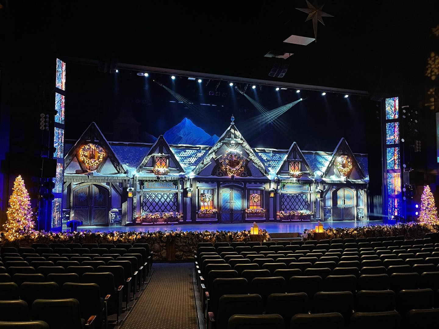 As we go into these last two shows, I couldn’t ask for a better way to end this year! Working at the beautiful theatre that is @amtshows, surrounded by a fabulous cast made of friends old and new, it’s made everything feel a bit brighter with all that we’ve gone through in this world. Thank @andreaemccormick for allowing me to be a part of this amazing show, it’s been a dream come true. Have a Happy New Year and may all your days be Merry and Bright!
.
.
.
.
.
.
#merrychristmas #happynewyear #lastshow #friends #memories #holiday #holidayseason #music #theatre #merryandbright