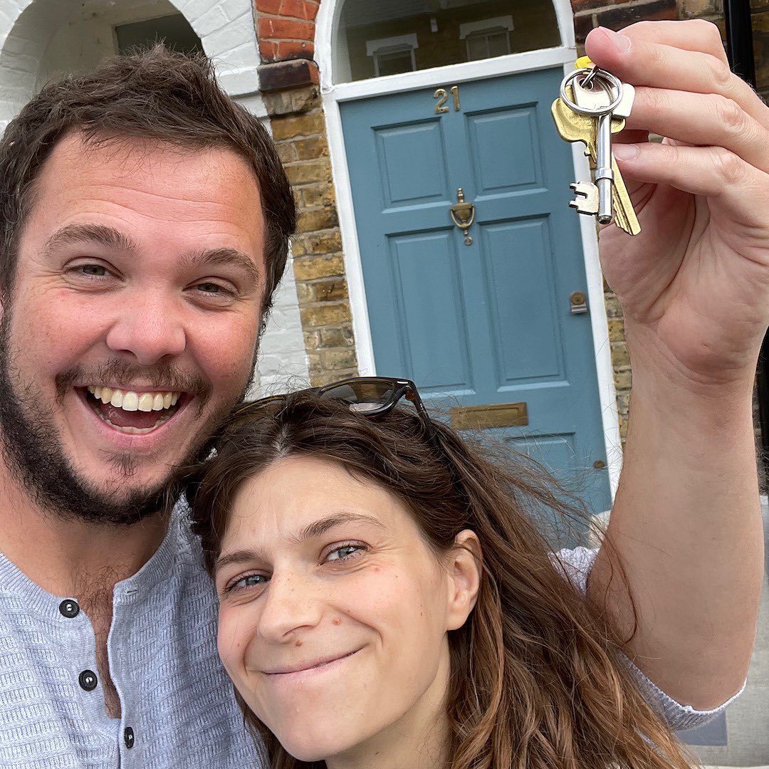 Happy New Year lovely people! Here are some of the things I was proud and thankful to have achieved in 2021:
1) @wild_angelica.jpeg and I bought our first home on the riverside
2) My family of regular clients has grown to over 45+ talented individuals who I tutor each week in composition, mixing, mastering, instrumental and theory.
3) The Reason I Jump, (a film on which I worked with Nainita Desai) made it on to Mark Kermode's "Top 5 Film Scores of 2021"
4) A fantastic 2nd year being supported by @bafta as a member of the BAFTA CREW professional development programme
5) Recognition and over 10+ award nominations / wins for projects composing for film and theatre from establishments including:
BAFTA
Raindance Film Festival
British Independent Film Awards
American Society of Composers, Authors & Publishers (ASCAP) Screen Music Awards
World Soundtrack Awards
Music and Sound Awards
Norwich Film Festival
Bristol Independent Film Fest
Off West End
Dead Northern - Horror & Fantasy Film Festival
Berlin Flash Film Festival
6) Working on new original solo and remix material for release with the almighty team at @whenwedip - more information on that soon
7) Built and launched my new website with the very talented @kattywalters - www.andrewreynoldsmusic.com
Thank you so much to all of my wonderful teams! I hope you all have a brilliant 2022! 🍾
#baftacrew #baftacrew2021 #bafta #markkermode #thereasonijump #RaindanceFilmFestival #BritishIndependentFilmAwards #ASCAPScreenMusicAwards #WorldSoundtrackAwards #MusicandSoundAwards #NorwichFilmFestival #IndependentFilmAwardsBristol #OffWestEndTheatreAwards #DeadNorthernFilmFestival #BerlinFlashFilmFestival #composer #fimcomposer #musicproducer #musician