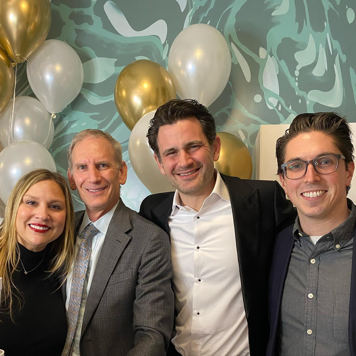 Kicking off the annual Tendee Awards to celebrate the brilliant teams behind @hello_tend 🥂#dental #dentalhygienist #dentalassistant