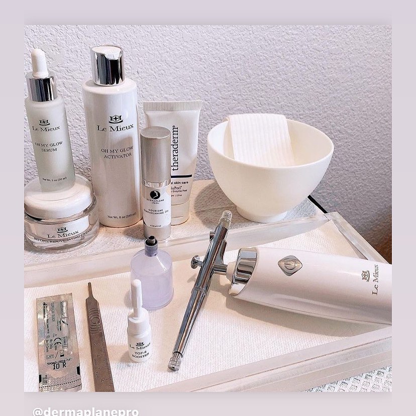 Amazing results 🥰Oxygen infusion with hyaluronic acid and Dermaplane facial🦋🦋🦋
#oxygenfacials #infusion
#acne #teenfacials #BeautifulFacials #Hydrafacial #LightstimTherapy#Loveyourself #brows #tinting #facialwaxing #waxing #beauty
#beautifulbrows
#dermaplane
#Beautifulfacials #hydrafacial #facials #LEDlighttherapy