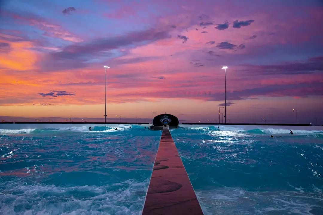 Sunrise in @urbnsurf and testing the on fire 6'0 x 19 1/8" x 2 1/2" - 30.2L surfboard model www.seasurfboards.net
Photography by Louise Custance @lou_cust
.
.
.
.
.
.
.
#urbansurf #wavepool #shapers #surfboards #surfboard #surfing #australia #noosa #waveporn #surf #surfboardshaper #shape #shaping #kangarooislandaustralia #adelaide #discoverqueensland #discoveryaus #discovery_noosa #portelliot #xtremesports #middleton #design #melbourne #coolumbeach #sea #waves #sun #melbourne #goldcoast
#surfgoldcoast