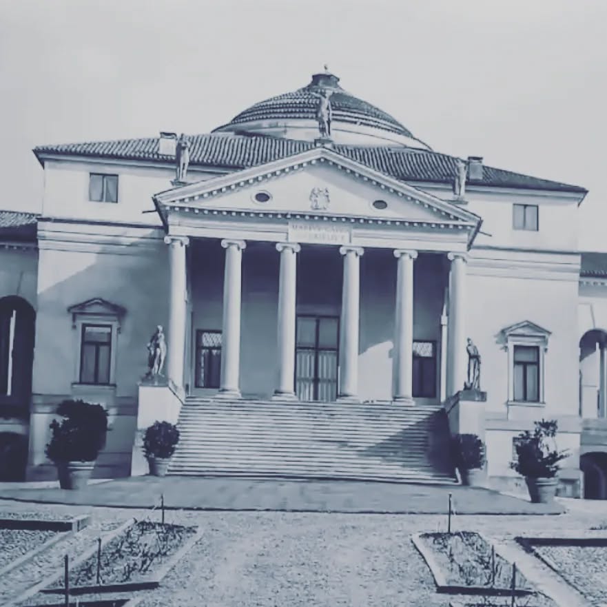 Cliente: arch. Davide Veller
.
Lavoro: Stampa personalizzata e posa carta da parati
.
Materiale: Canvas
.
#cartadaparati
#interior
#interiordesign
#architettura
#interni