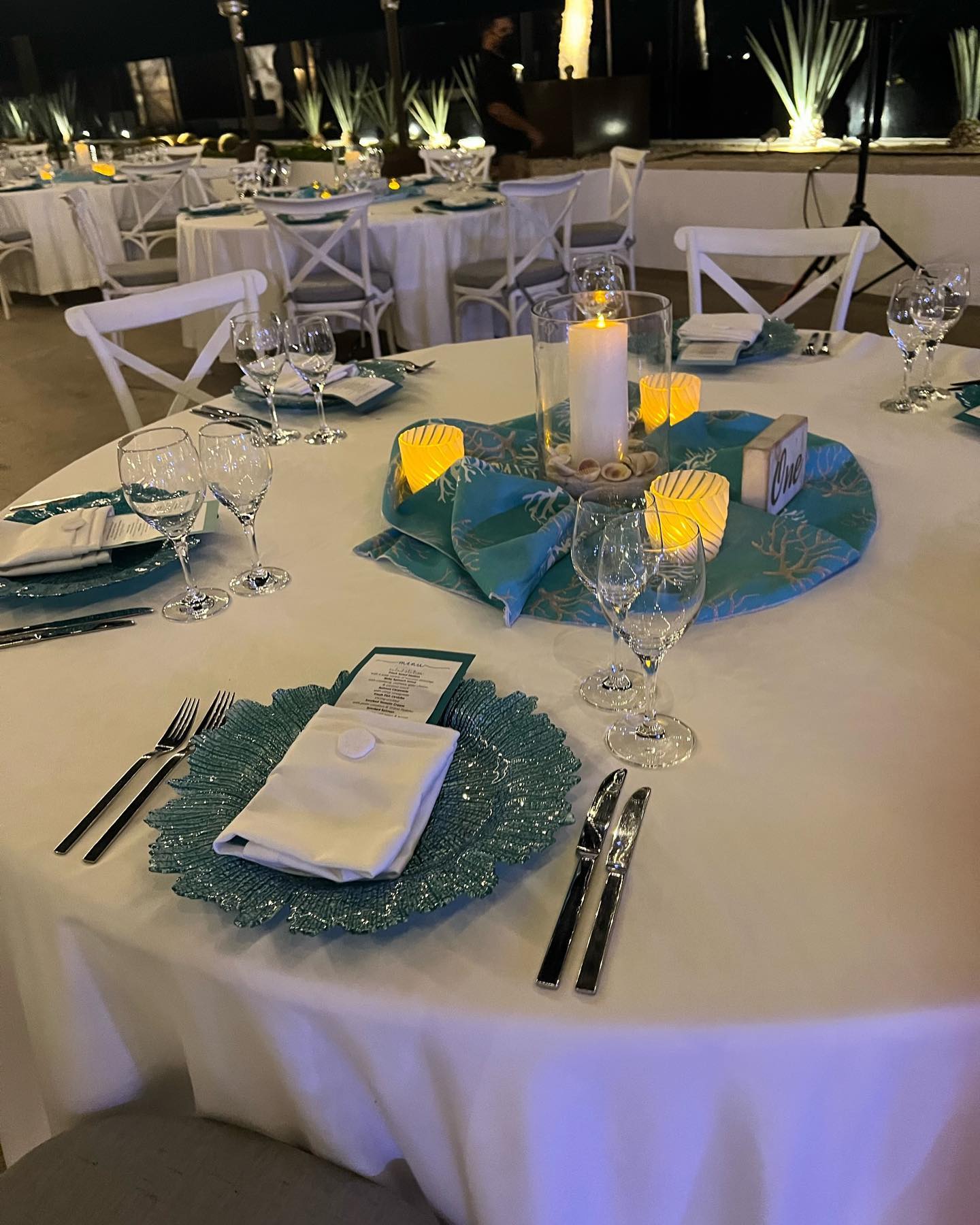 A look at another one of our Welcome Night Reception & Dinners we had in Cabo this past January. 😍 We can’t seem to stay away from Mexico this year (no complaints on our end 🤪), next stop Cancun! ☀️ ✈️
#hooplatravelpartners #hoopla #hooplatravel #mexico #cabo #loscabos #incentivetravel #awardstravel