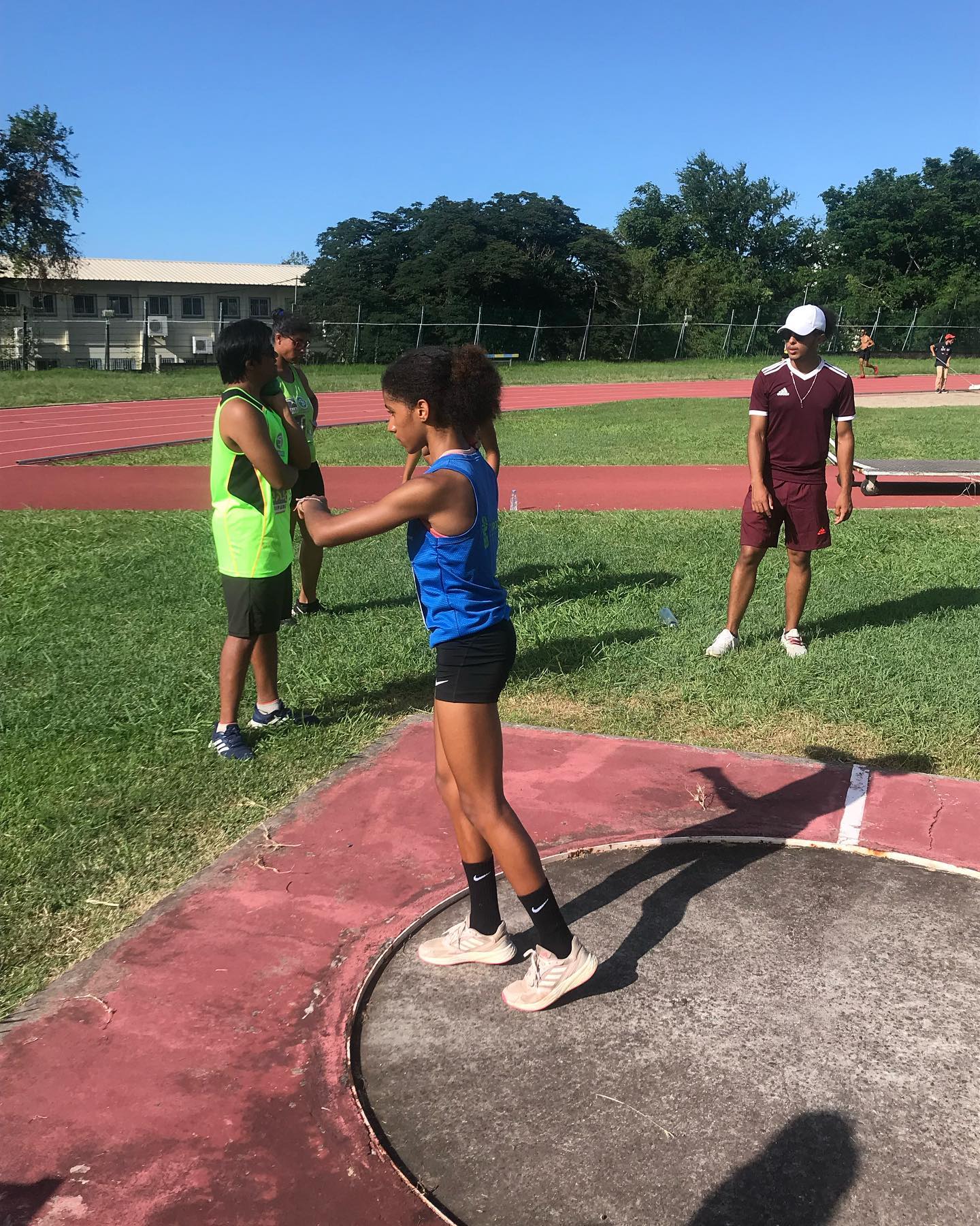 7 titres pour le caposs aux régionaux ce We
Résumé sur le site du club
#caposs #possession #reunionisland #reunion #athletisme #ffa #athlete #stdenis #stade #piste #performance #run #running #trackandfield #athletics #regionaux #championnat