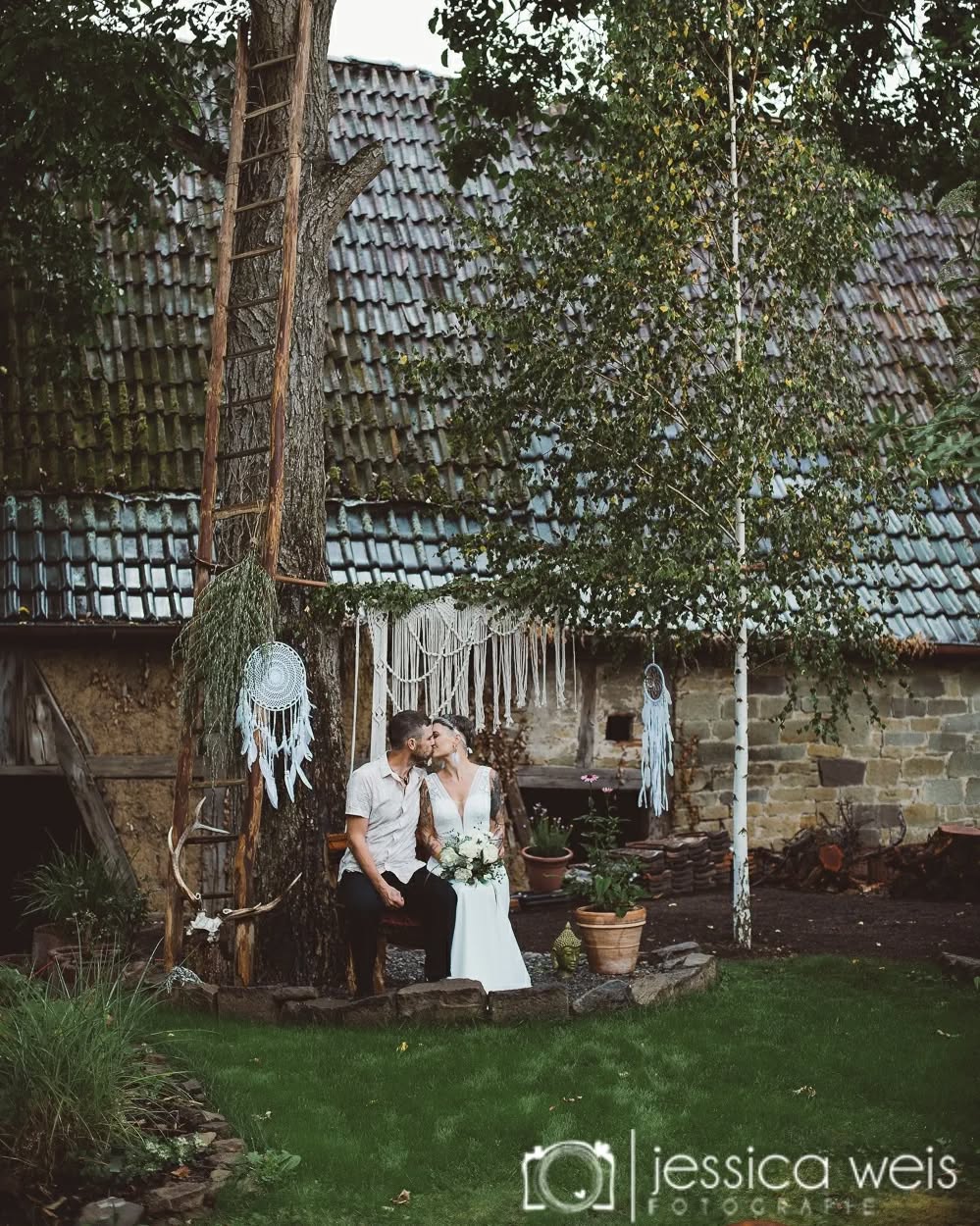 #gartenhochzeit #backyardwedding #diywedding #imeigenenhof #privatesshooting
#weddingday #brideandgroom #bridalshoot #weddingshoot #weddingphoto #belovedstories #justalittleloveinspo #wedphotoinspiration #instawed #elopement #intimatewedding #emotionsbeatsperfection #weddingdress #Hochzeit #hochzeitsfotograf #hochzeitsfotografie #hochzeitskleid #hochzeitstag
#hochzeitsfotos #hochzeitsinspiration #hochzeitsreportage #hochzeitswahn #hochzeitsdeko #Hochzeitsshooting #hochzeitsbilder