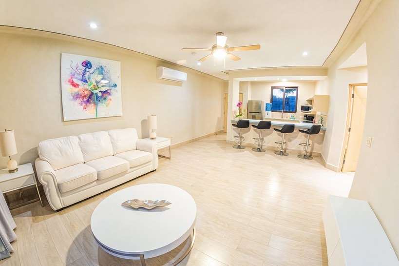 Check out our Junior Suites! Equipped with a full kitchen and spacious living room, this suite is a perfect option to relax, cook and take in our stunning ocean views🌊
.
.
.
#castilloblarneyinn #castilloblarney #cabosanlucas #vacationhotel #cabosanlucasmexico #cabolife #caboweddingphotos #castlesofinstagram #weddingplanning #perfectvenue #destinationwedding #marriedlife #cabowedding #boutiquehotel #caboviews #cabo #happyhour #irishhotel #irishtravel #cabosanlucas #cabohotels