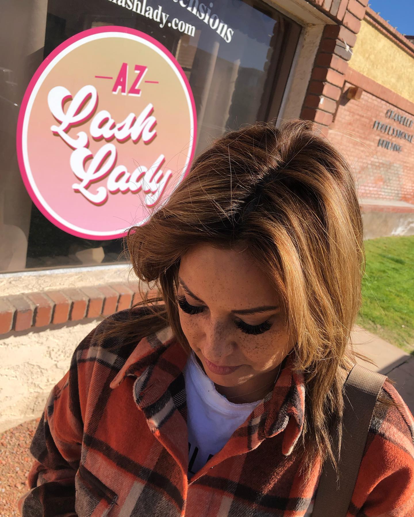 Swipe left <———- #lashes #lashextensions #downtownchandler