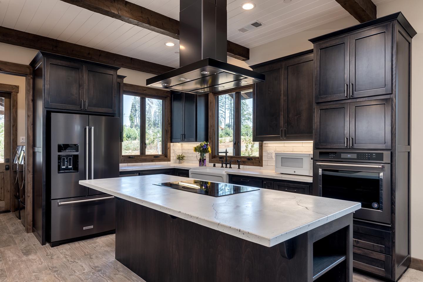 Honored to be part of this Paradise rebuild!#concretecountertops #kitchendesign #newbuild #concretesink #rebuildparadise #paradisestrong #interiordesign #dustycrete #handmade #customdesign #realestate #supportlocal #oneofakind #proframeconstruction #bergstromconcretedesigns