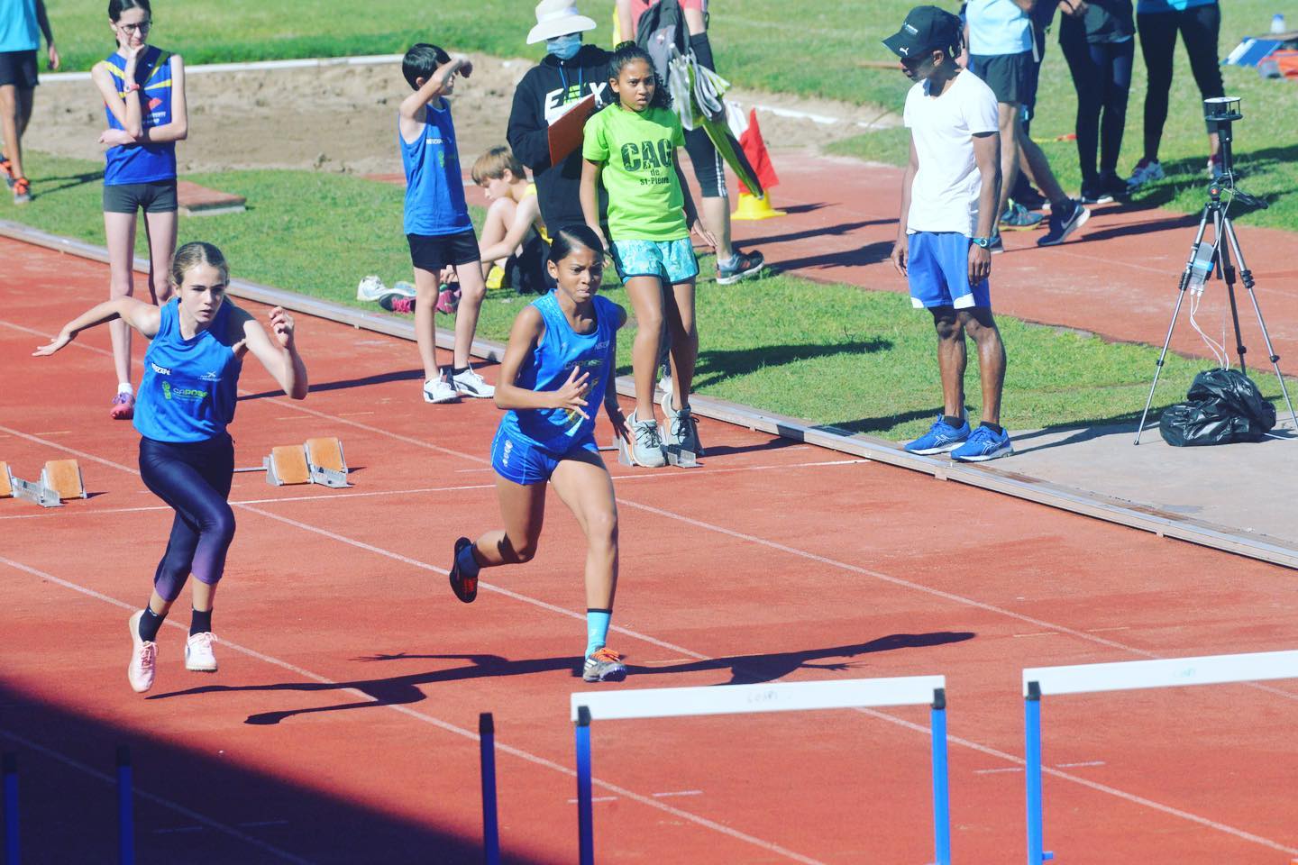 Compétition Be / Mi et des épreuves ouvertes ce We à st Denis ! Félicitation à tous
Résumé sur caposs.re
#caposs #possession #reunionisland #reunion #athletisme #ffa #athlete #stdenis #stade #piste #performance #run #running #trackandfield #athletics