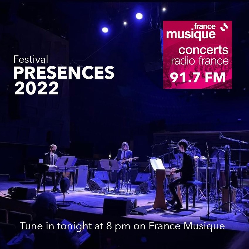 Tune in tonight at 8 pm on France Musique!
Concert recorded during the Festival Présences 2022
Pieces from Murail, Romitelli and a world premiere from Giani Caserotto!
An honour to perform « Les nuages de Magellan » from Tristan Murail, a piece for 2 ondes Martenot, electric guitar and percussion, alongside @le.balcon
#ondesmartenot #martenot #radiofrance #francemusique #festivalpresences #tristanmurail #gianicaserotto #lebalcon #electronicmusic #electricguitar #percussion #concert #chambermusic