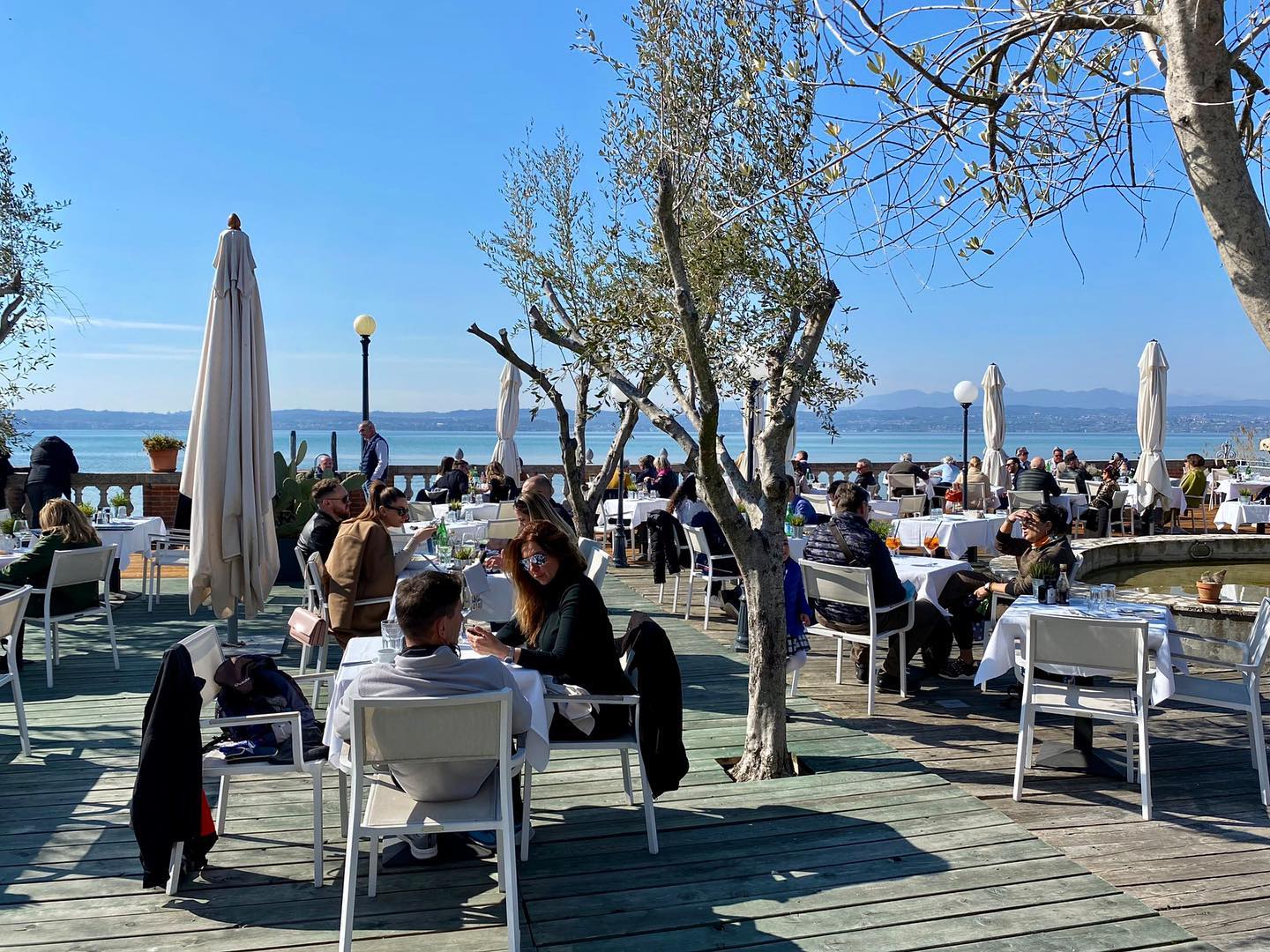 Let the season begin 🌸
#villapioppi #villapioppirestaurant #villapioppihotel #villapioppipizzeria #sirmione #gardalake