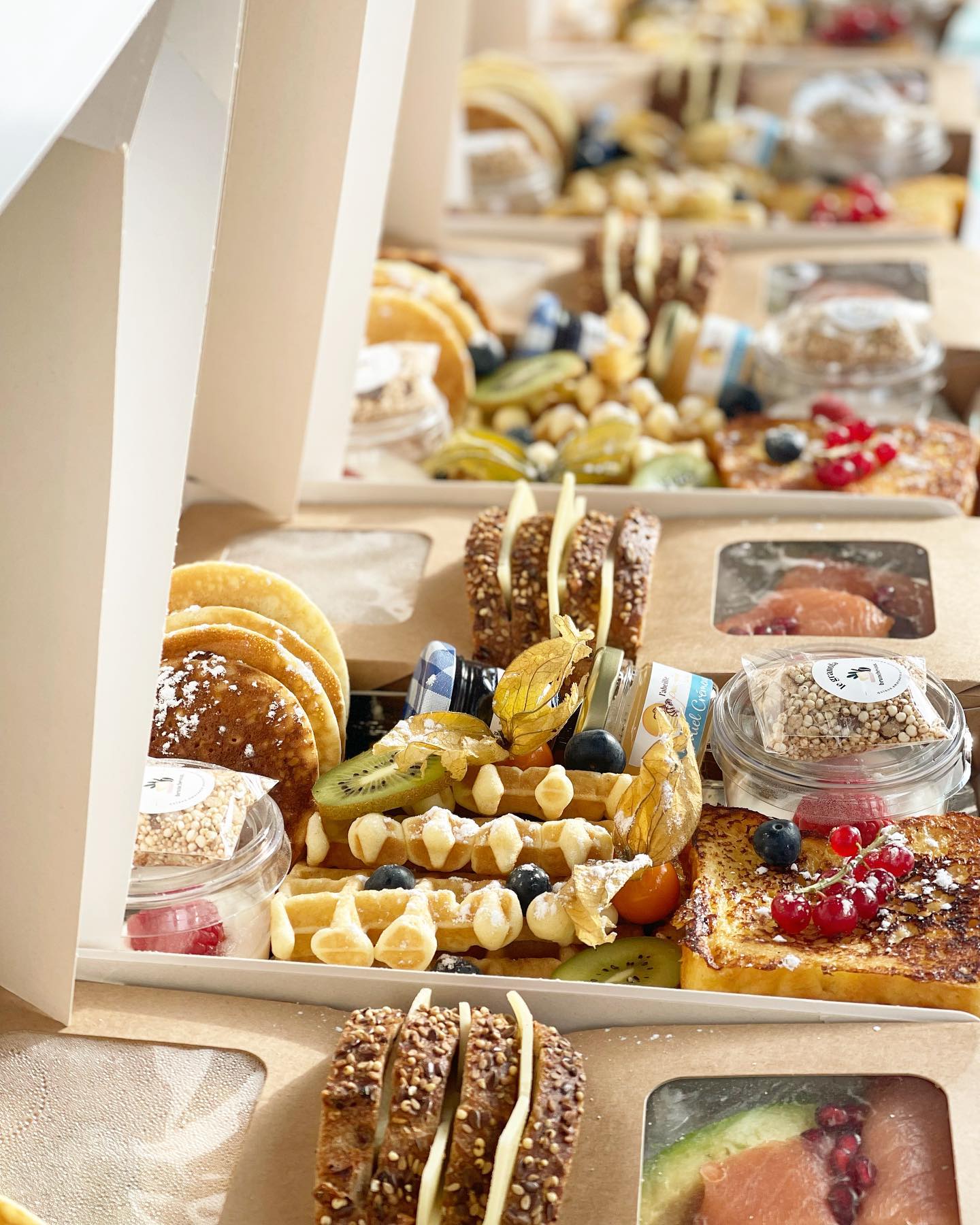 đđ„đł
#brunchevous #brunchbox #brunchstcergues #biscuits #food #foodinstagram #brunch #brunchtime #brunchhautesavoie #brunchdudimanche #event #weddingbrunch #saintcergues #stcergues #machilly #juvigny #veigy #veigyfoncenex #loisin #lucinges #bonsenchablais #douvaine #villelagrand #fillinges #nangy #bonne #ballaison #cranvessales