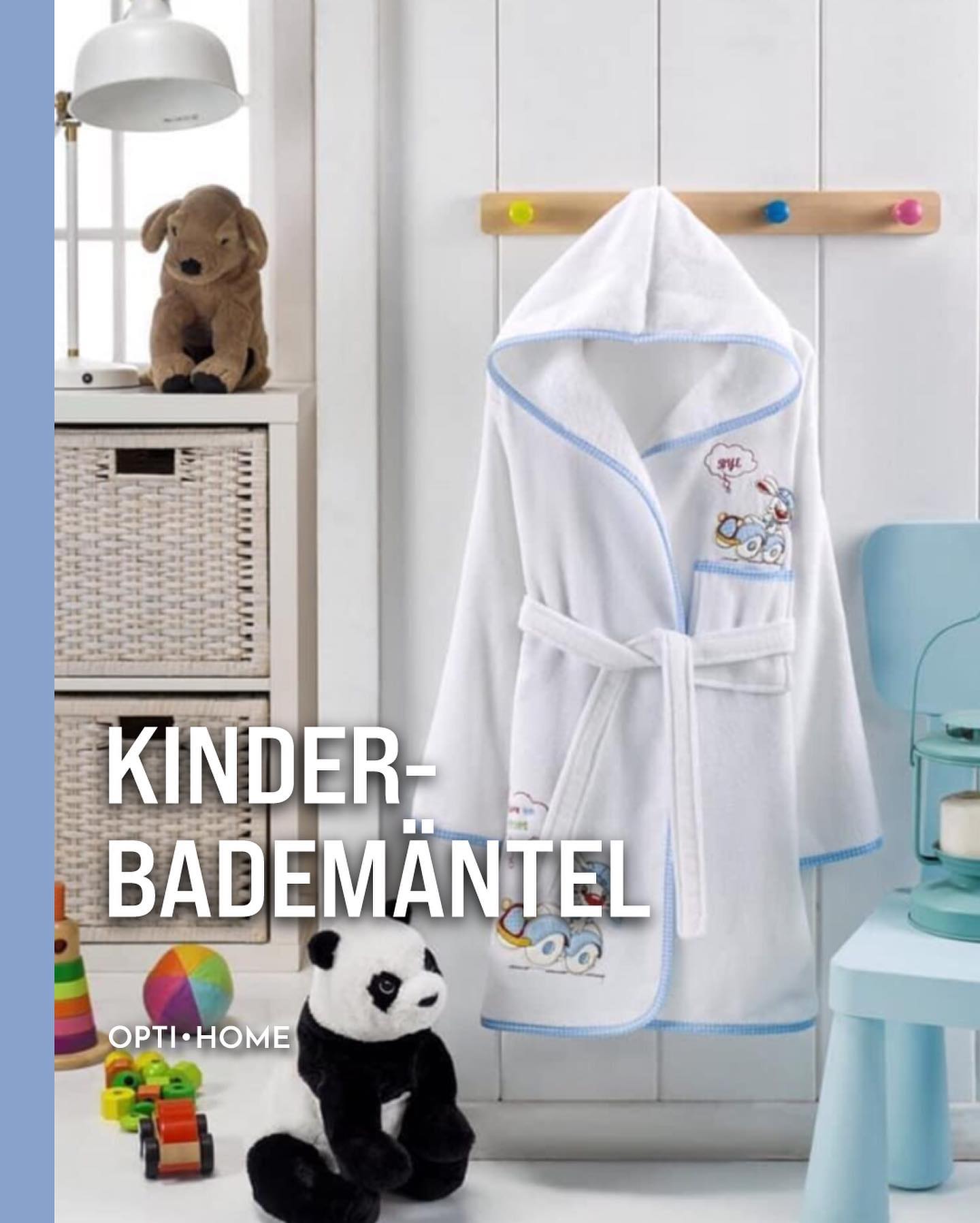 50% Rabatt auf alle Kinderbademäntel 👦👧👶
⠀
@sokhareva_julia und @veronika_scherbakova95 vielen lieben Dank für die Bilder Ihrer wundervollen Kinder🙏🏻🥰🙏🏻
⠀
Kinderbademäntel in unserem Sortiment werden in zwei Modellen für Jungen und für Mädchen präsentiert👶👧👦
⠀
Die erste leichte Waffelpique-Variante ist eine gute Option für die Sauna oder Schwimmbad🧖♀️🧖🏊♂️
⠀
Die zweite - Frottee ist eine gute Wahl für einen kühlen Morgen oder nach einem Bad 🛁
⠀
Jeder Bademantel ist mit den hochwertigen farbenfreudigen Mustern bestickt🐰🧸, die Ihre Kleine bestimmt ein Lächeln schenken🥰
⠀
Bei der Auswahl von Produkten für Kinder bevorzugen wir immer natürliche Materialien, alle Modelle bestehen aus Bambus🎋
⠀
Natürliche Bambusfasern verleihen dem Bademantel zusätzliche Weichheit🙌 und haben einzigartige antibakterielle Eigenschaften❣️
⠀
Verfügbare Größe:
⚪️1-2 Jahre
⚪️3-4 Jahre
⚪️5-6 Jahre
⚪️7-8 Jahre
⠀
💰Preis: ab —-21,99 €—- 10,99 €
⠀
Folgen Sie dem Link in Bio und genießen Sie Ihren gemütlichen Einkauf bei opti-home.shop🤍
▫️▫️▫️▫️▫️▫️▫️▫️▫️▫️▫️▫️▫️ ▫️
#kinderbademantel #kinderbademäntel #kinderbademode #babybademantel #bademantelkinder #bademantelmädchen #heimtextilien #deutschland #gemütlicheszuhause #gemütlich #gemütlichkeit #familie #homedecor #interior #homesweethome #deko #instahome #waffelpique #frottee