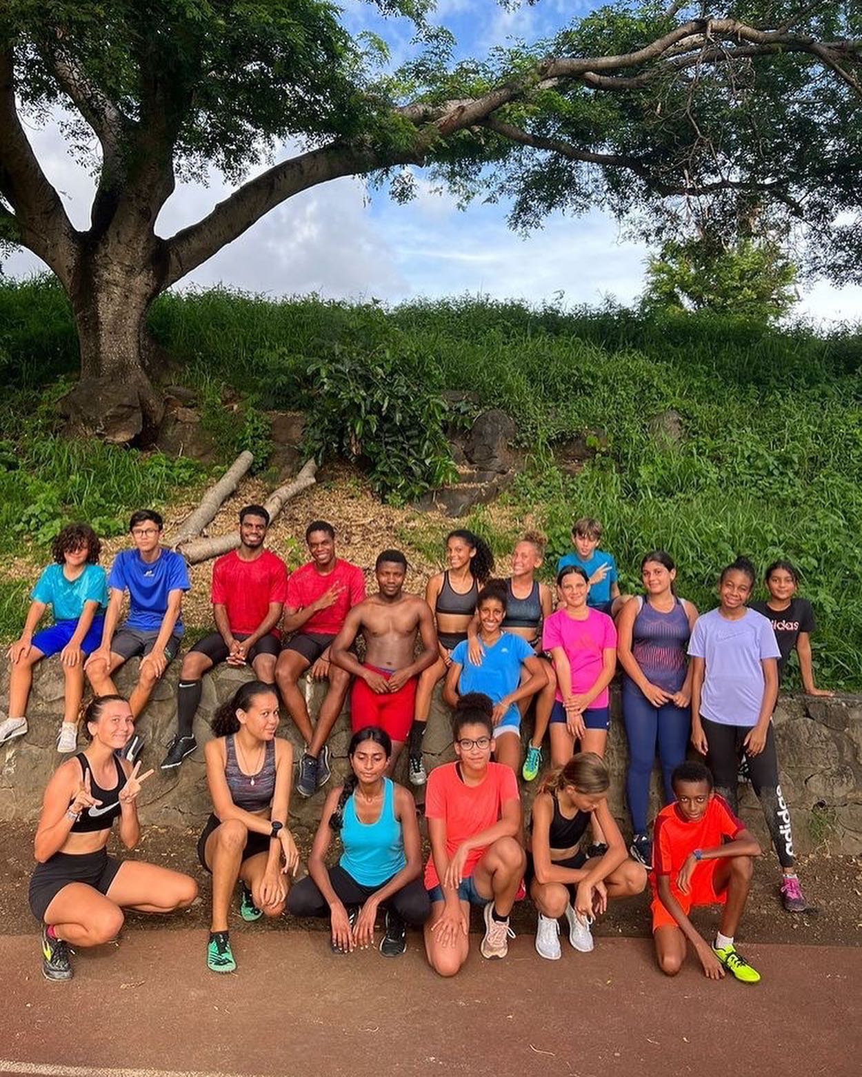 Stages d’entraînement durant les vacances !
Stage caposs et stage ligue
Bravo à tous
#caposs #lra #ffa #jeunesse #benjamins #minimes #reunionisland #reunion #974 #ileintense #iledelareunion #training #performance #competition #possession