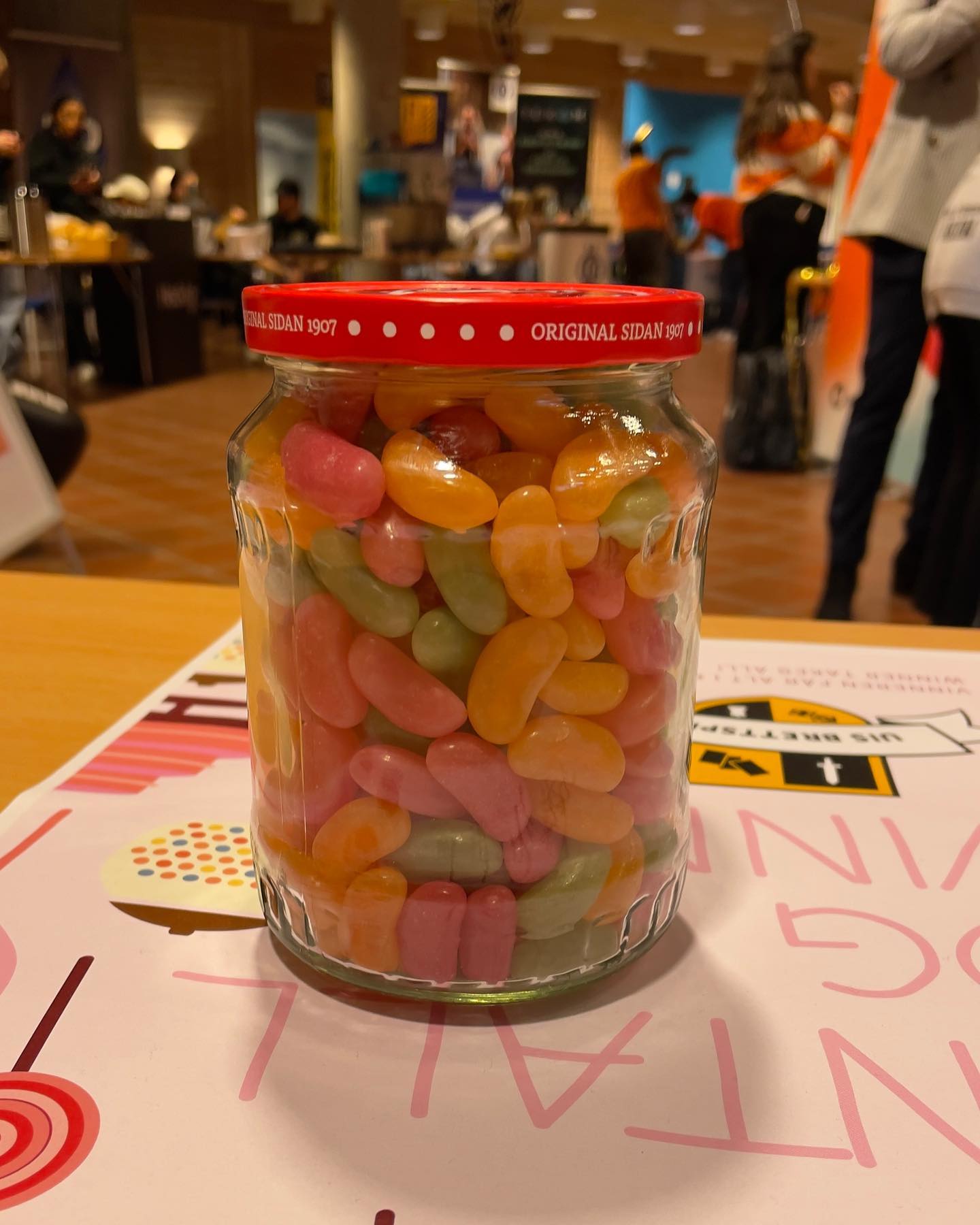 Gjettelek i Tjodhallen!