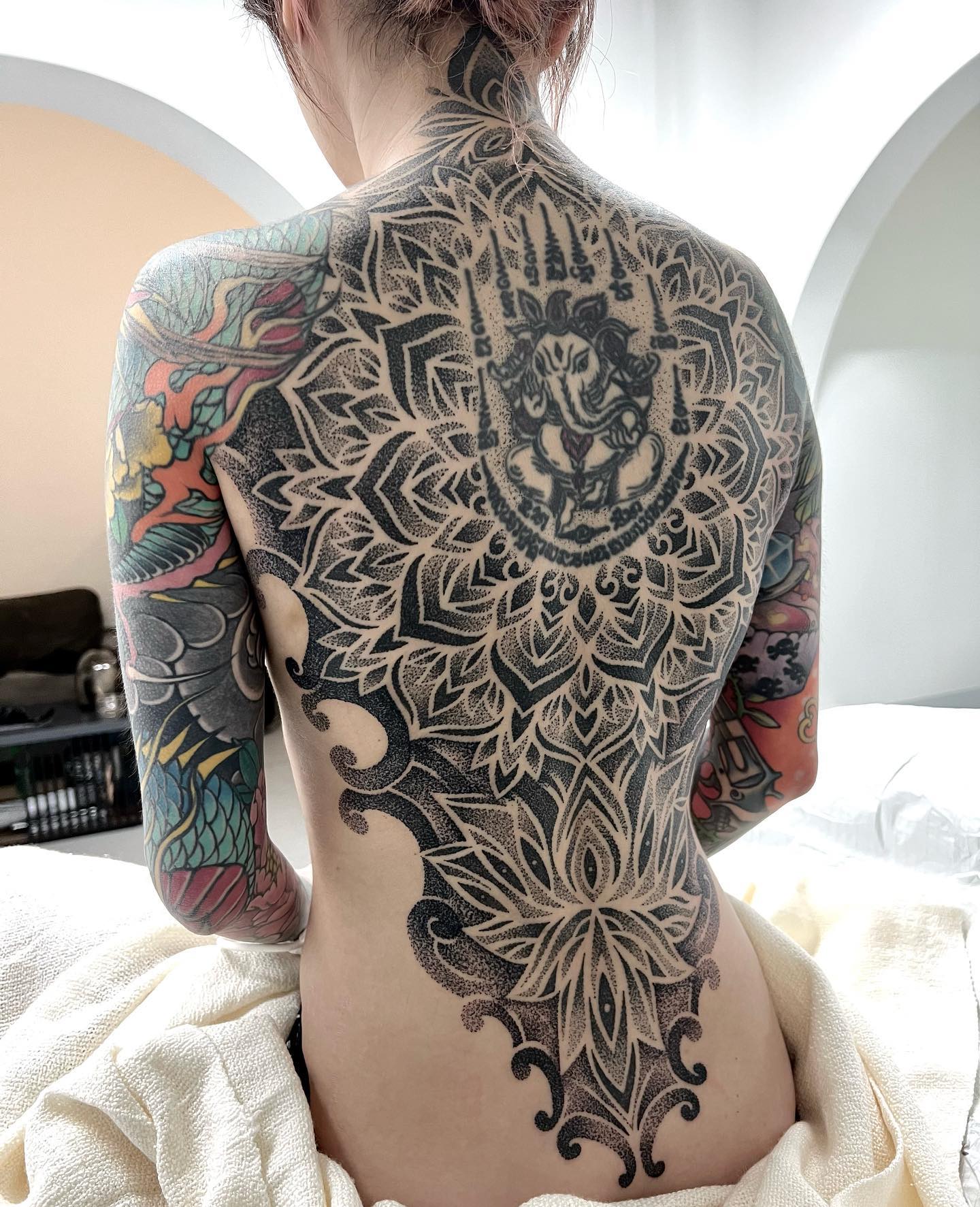 @babyeclaire thanks for always sitting so well ! Mad tolerance from this woman ! #black #tattoo #ink #inkmag #blackworkers #singaporetattoo #tattoodo #inkedgirls #tattoogirl