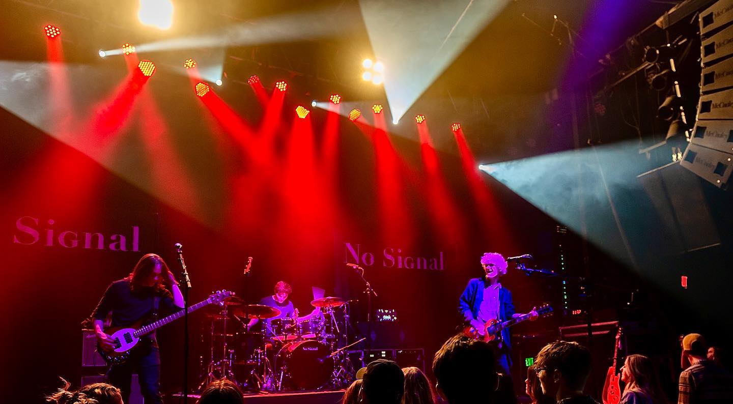 I was 10 last time I was at the @foxtheatreco, for a drum clinic with @carmineappice and @vinnyappiceofficial. It took 11 years to get back, but the wait was worth it. Thanks to everyone who came out to the second @4no3signal2 show ever, we’ll be back soon 🕺