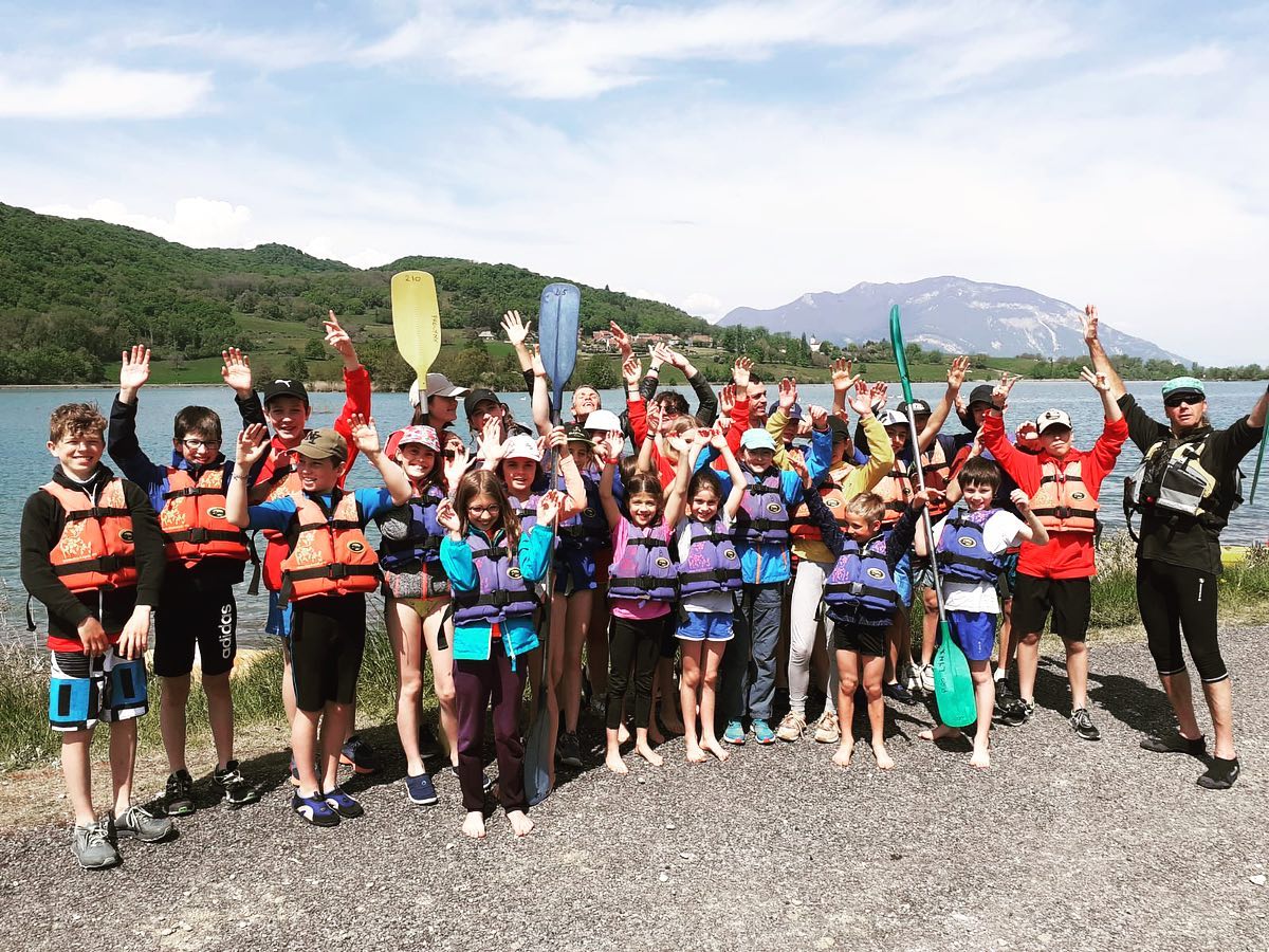 Stage des vacances de Pâques 2022 : kayak, spéléo & escalade en falaise ! 🔥
Que du plaisir pour tous les jeunes et les accompagnateurs qui ont profité du beau temps de ces derniers jours pour s’essayer à de nouveaux sports extrêmes 😎
#climbing #sport #kayak #ain #roc #bugey #belley #speleology