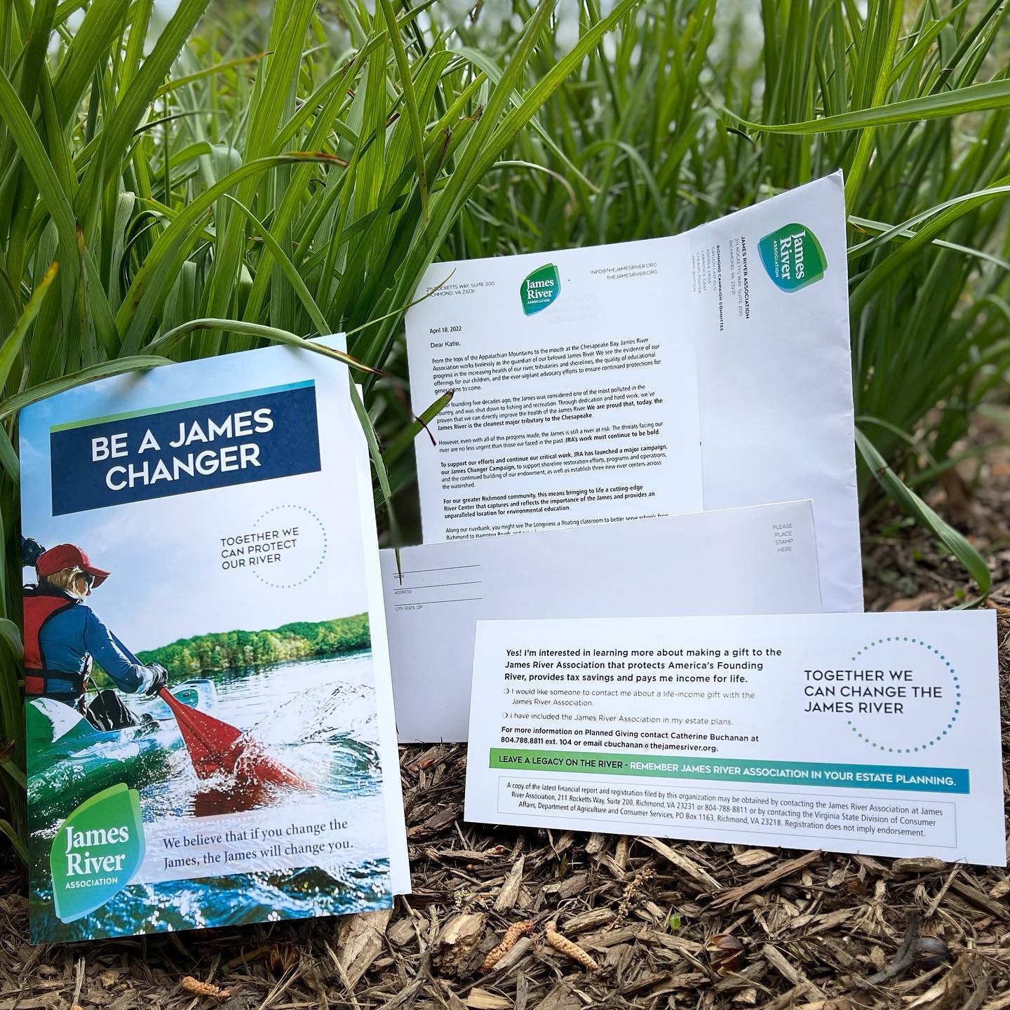 Happy Earth month! 🌎🌱🌳 This Earth Day become a #JamesChanger. Help support the campaign for our watershed communities.
Help the @jravirginia reach their ambitious $25 million goal. They are really close!
I’m so grateful to be able to help an organization that I feel very passionate about. I designed the brochure, watershed illustration and letter package. Handled the printing (#recycled paper) and the mail shopping too.
If your organization needs help designing a fundraising package or mail piece - I’d love to help.
Ps I’m a #riverherohome and have planted native gardens and installed permeable pavers. Thanks in part to @allianceforthebay The plants pictured with the mailing are spiderwort - a native perennial.
How are you celebrating 🌎 day?
#jamesriver #watershed #conservation #earthday #onepercentfortheplanet #jra #fundraisingcampaign #fundraisingdesign