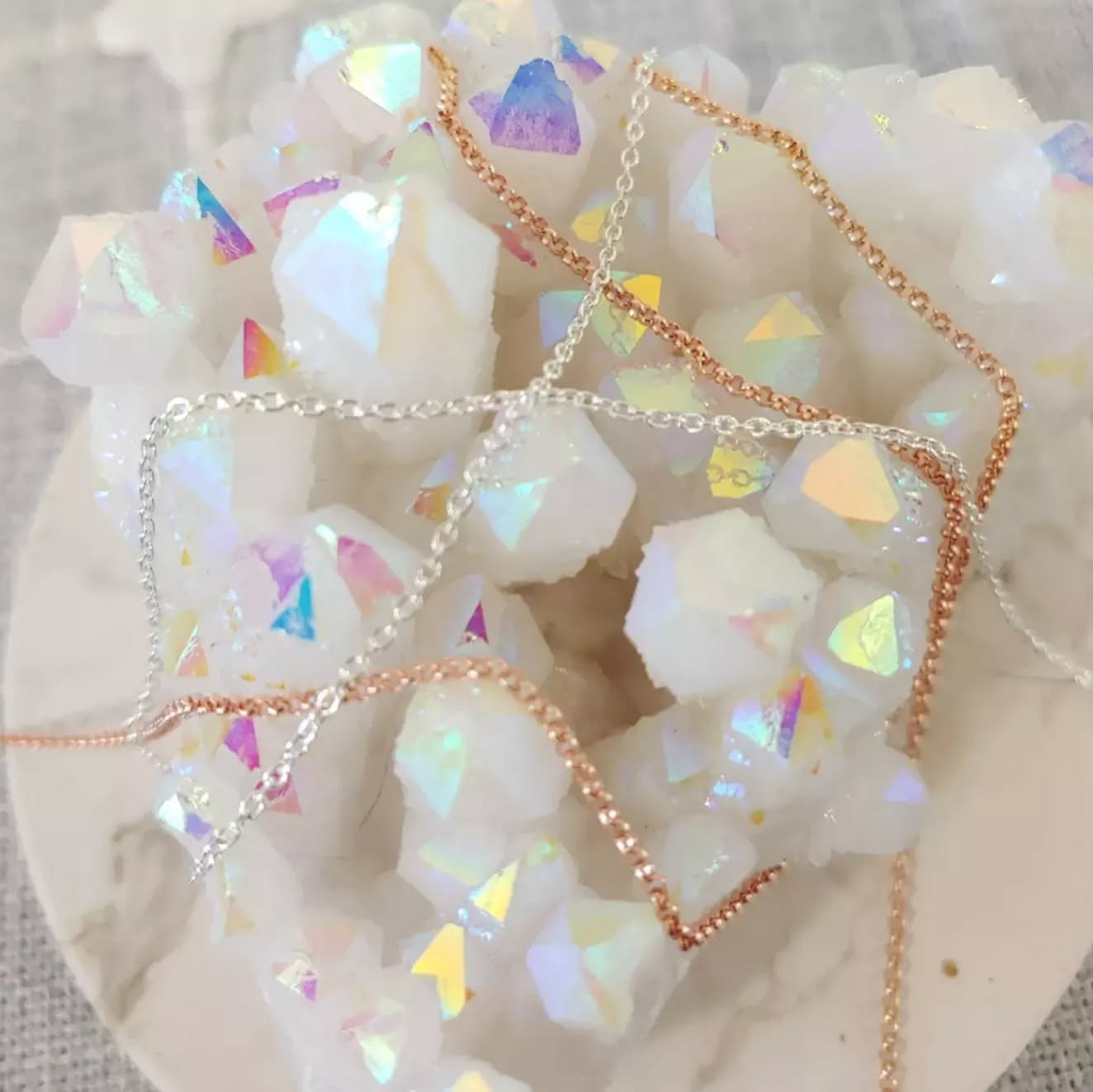 Mothers day is just around the corner do you know what your getting her? Here's a hint 😉
Call to book your permanent jewelry experience!
#mothersdaygift #infinityjewelry #permanentjewelry #14kgold #sterlingsilver #bestfriends #eaton #fortcollins #wyoming