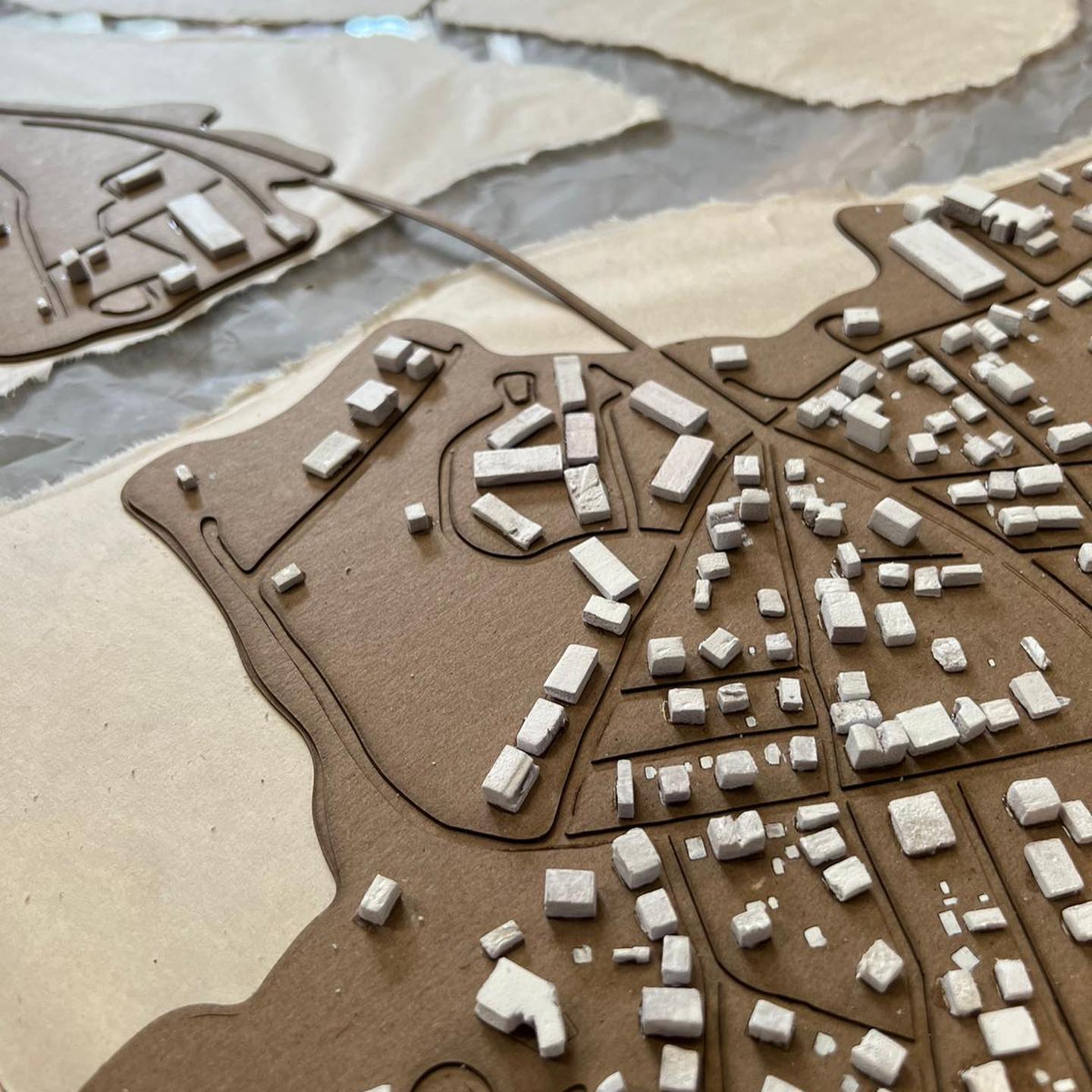 Thunderbolt Site Model
•
#architecture #model #sitemodel #architecturemodelmaking #art #design #scad #scadarch #scadarchitecture #artist #architecturephotography