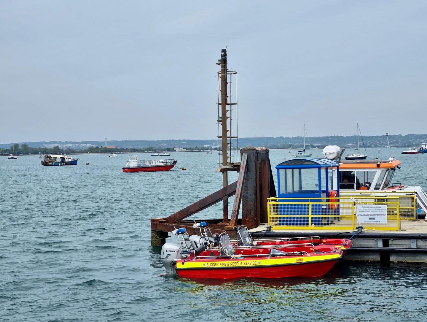 No no honestly! It’s only an exercise😎
Great to have fire officers training in Langstone today!🔥👨🏻🚒