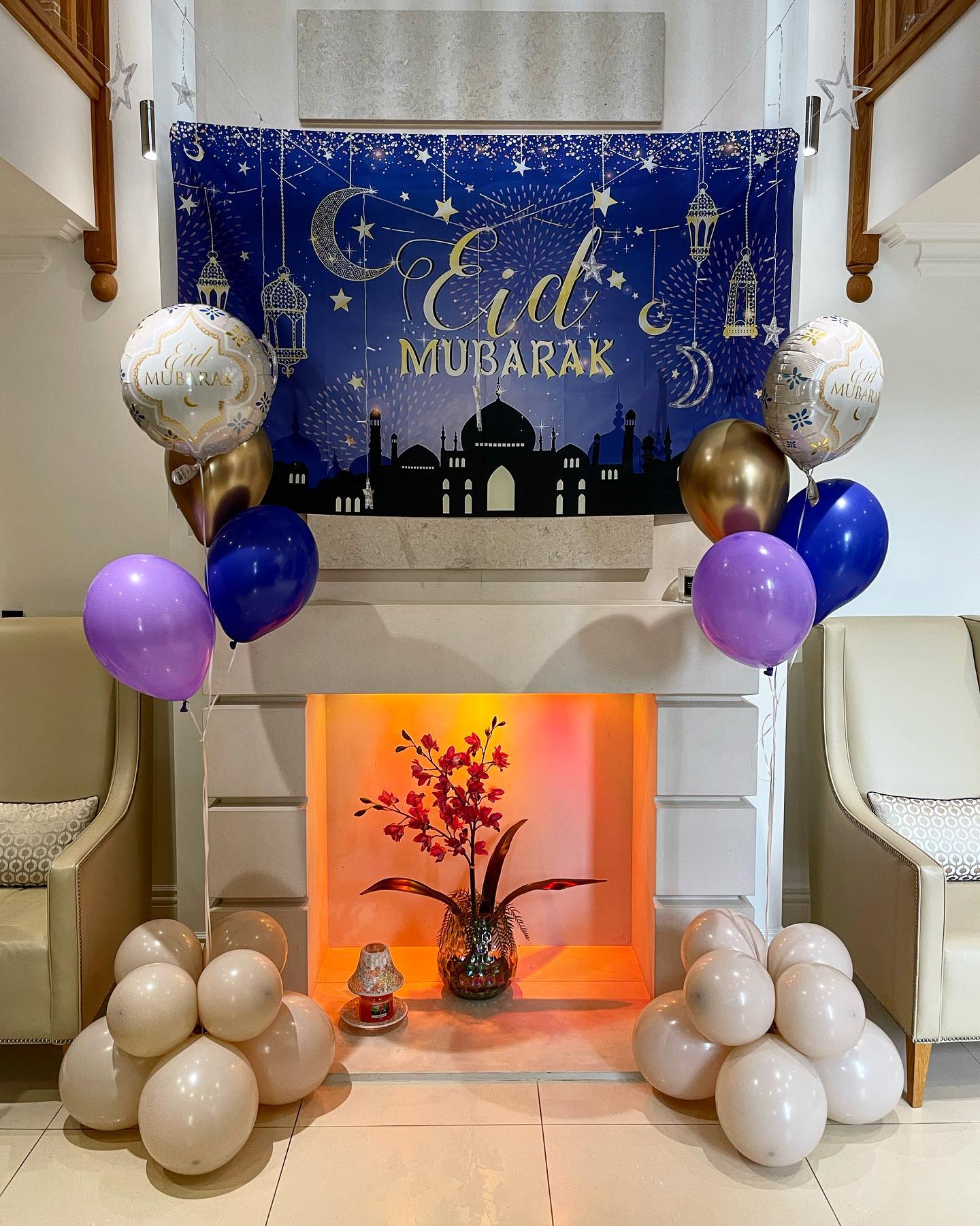 We hope everyone had a lovely Eid ✨🌛 We went for a simplistic approach this year which didn’t disappoint🤩 DM us to book us in for your event 🥰
.
.
.
.
.
#eid#eidballoons#eidparty#eidpresent#eidmubarak#eid2022#ramadan#ramadan#eidi#bubbleballoon#eidbubbleballoon#balloons#eidballoons#celebration#gift#party#celebrationgift#baby#ballooninabox#present#ballooninabox#birthdaypresent#ordernow#happybirthday#celebrate#buckinghamshire#ordernow