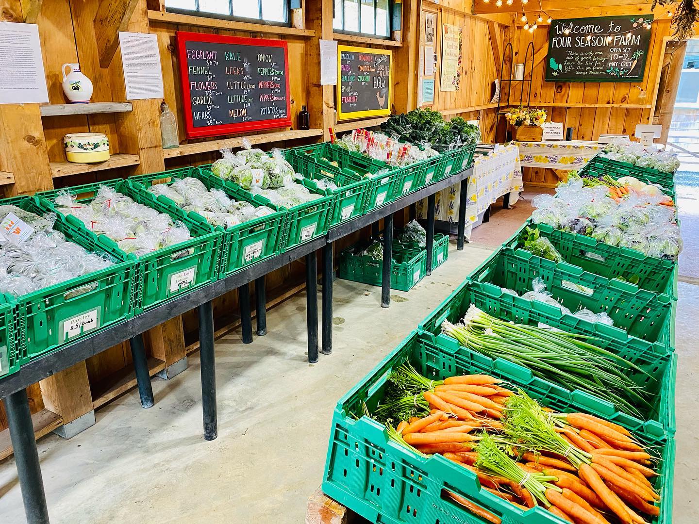 Our Farm Stand opens for the 2022 season THIS Saturday May 7th 10AM-12PM! 🌱🥕
Beautiful early season produce like Spring Carrots, Baby Lettuce Mix, Baby Spinach, Spring Kale, Scallions, Baby Hakueri, Beets, Potatoes, Celeriac, Cabbage, Fresh Herbs, and more will be available.
We hope to see all of you local folks at the opening but if you can’t make it, we will be open every Saturday 10-12PM until mid-October. More details can be found at link in bio. Happy May!
#fourseasonfarmstand #farmstand #fourseasonfarm #fourseasonfarming #maine