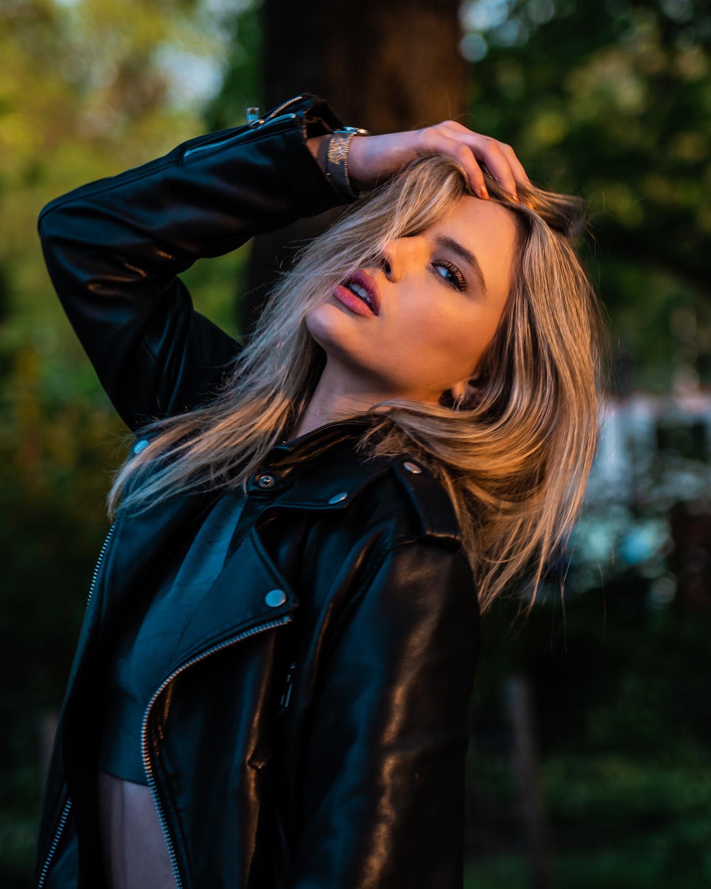 Last moment shots with the model of the day!
————————————————————
#amsterdamphotowalk #northborders #portraitphotography #amsterdamphotographer