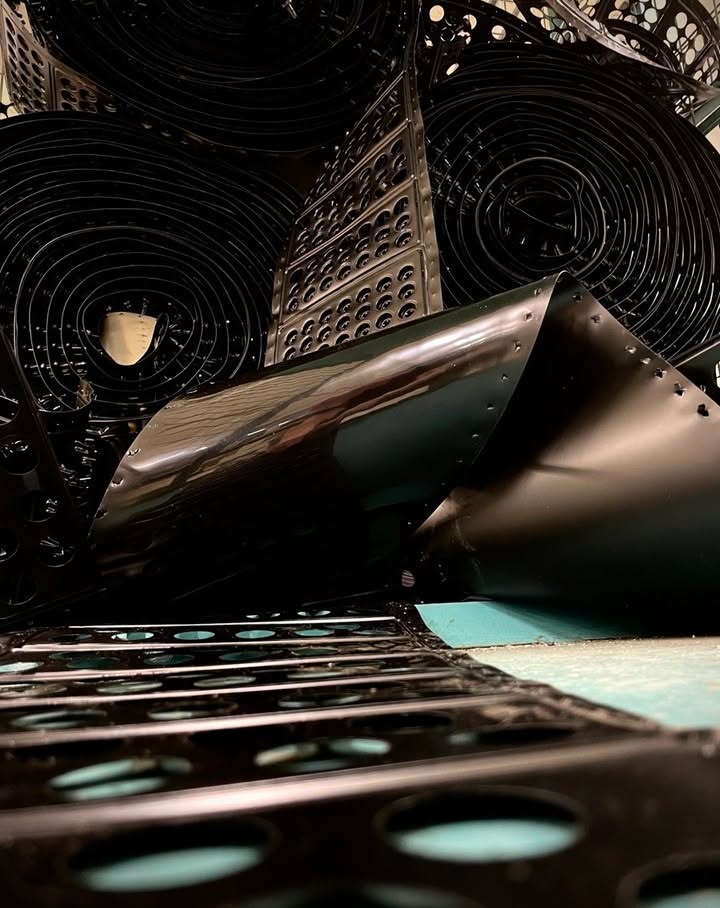 Nachhaltig? Nachhaltig! Nicht (nur) in Zukunft, sondern jetzt! - #Lehrlinge von @asfinag.at, @greinerag / @greiner_ausbildungszentrum, @nespresso.at und @salzburg_ag sammeln Eindrücke in ihrer Arbeitsumgebung. Ihr kritisches Auge: die Kamera ihres Smartphones. - Ausgewählte Bilder findest du unter #futurebfly.
Was fällt dir dazu ein? Schreib’ deine uns deine Gedanken in die Kommentare!
Sustainable? Sustainable! Not (only) in the future, but now! - #Apprentices from @asfinag.at, @greinerag / @greiner_ausbildungszentrum, @nespresso.at and @salzburg_ag collect impressions in their working environment. Their critical eye: the camera of their smartphone. - Please find selected pictures under #futurebfly.
What comes to your mind? Add your thoughts in the comments!
#smartphonephotography #smartphonephoto #smartphonepicsart #smartphonepics #smartphonefotografie #smartphoneart #sustainability #circulareconomy #austria #futurebfly #22bfly #ceosforfuture
Ein Projekt von @ceosforfuture und #22butterfly. | A project of @ceosforfuture and #22butterfly.