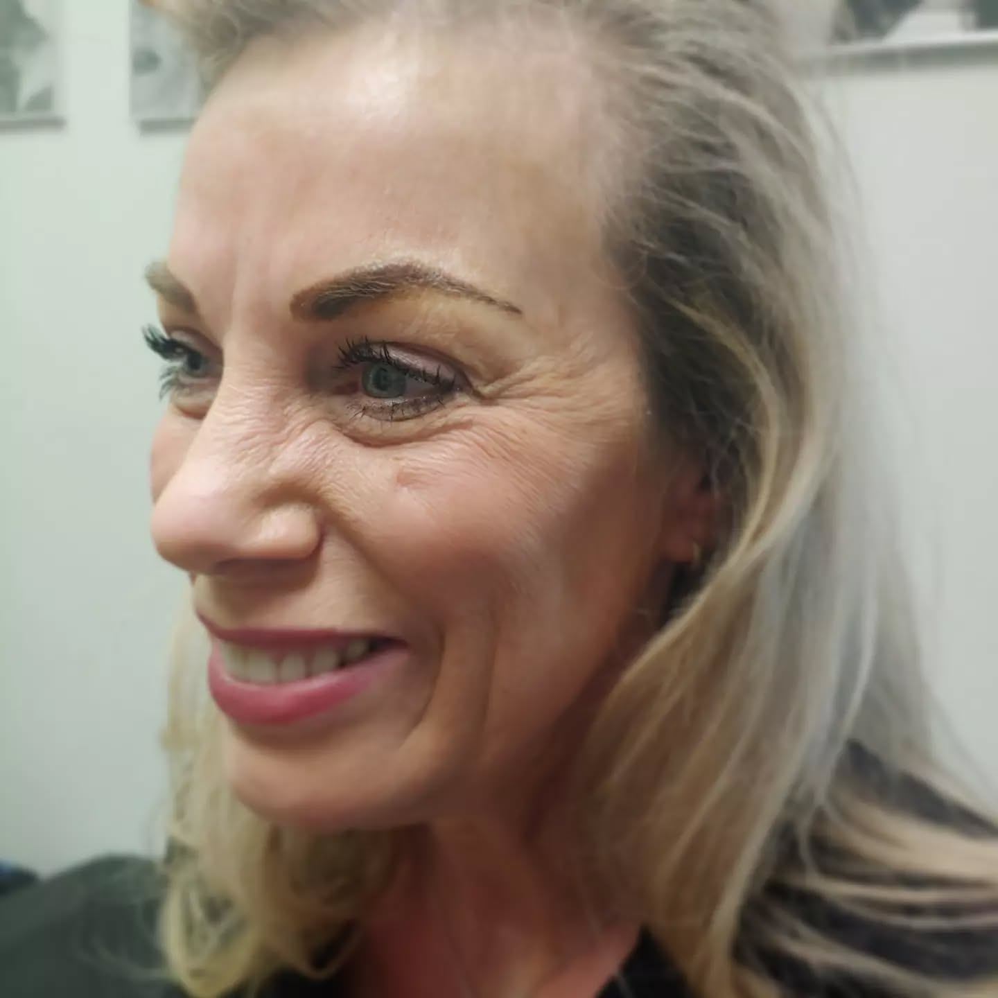 🤗 that smile! I want to send out a big thank you to all my clients! You all are so amazing and I just love the time we spend together!💜
#greatful #happytowork #livingforthis #permanentbrows #browshading #northerncolorado