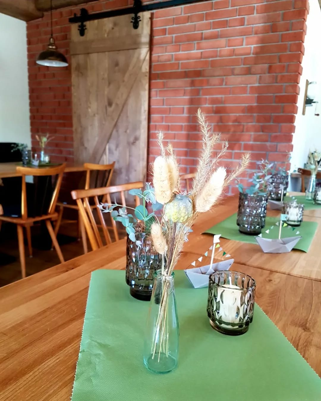 #neueröffnung #moserhof #moserhofsteigerwald #steigerwald #wirfreuenuns #trossenfurt #oberaurach #café #bistro #pension #hassberge #unterfranken #franken #buffet
#Kommunion #kaffee #kuchen