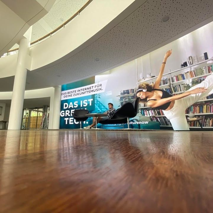 Nachhaltig? Nachhaltig! Nicht (nur) in Zukunft, sondern jetzt! - #Lehrlinge von @asfinag.at, @greinerag / @greiner_ausbildungszentrum, @nespresso.at und @salzburg_ag sammeln Eindrücke in ihrer Arbeitsumgebung. Ihr kritisches Auge: die Kamera ihres Smartphones. - Ausgewählte Bilder findest du unter #futurebfly.
Was fällt dir dazu ein? Schreib’ deine uns deine Gedanken in die Kommentare!
Sustainable? Sustainable! Not (only) in the future, but now! - #Apprentices from @asfinag.at, @greinerag / @greiner_ausbildungszentrum, @nespresso.at and @salzburg_ag collect impressions in their working environment. Their critical eye: the camera of their smartphone. - Please find selected pictures under #futurebfly.
What comes to your mind? Add your thoughts in the comments!
#smartphonephotography #smartphonephoto #smartphonepicsart #smartphonepics #smartphonefotografie #smartphoneart #sustainability #circulareconomy #austria #futurebfly #22bfly #ceosforfuture
Ein Projekt von @ceosforfuture und #22butterfly. | A project of @ceosforfuture and #22butterfly.