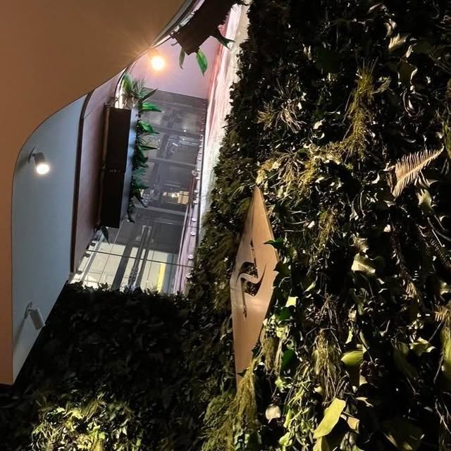 Nachhaltig? Nachhaltig! Nicht (nur) in Zukunft, sondern jetzt! - #Lehrlinge von @asfinag.at, @greinerag / @greiner_ausbildungszentrum, @nespresso.at und @salzburg_ag sammeln Eindrücke in ihrer Arbeitsumgebung. Ihr kritisches Auge: die Kamera ihres Smartphones. - Ausgewählte Bilder findest du unter #futurebfly.
Was fällt dir dazu ein? Schreib’ deine uns deine Gedanken in die Kommentare!
Sustainable? Sustainable! Not (only) in the future, but now! - #Apprentices from @asfinag.at, @greinerag / @greiner_ausbildungszentrum, @nespresso.at and @salzburg_ag collect impressions in their working environment. Their critical eye: the camera of their smartphone. - Please find selected pictures under #futurebfly.
What comes to your mind? Add your thoughts in the comments!
#smartphonephotography #smartphonephoto #smartphonepicsart #smartphonepics #smartphonefotografie #smartphoneart #sustainability #circulareconomy #austria #futurebfly #22bfly #ceosforfuture
Ein Projekt von @ceosforfuture und #22butterfly. | A project of @ceosforfuture and #22butterfly.