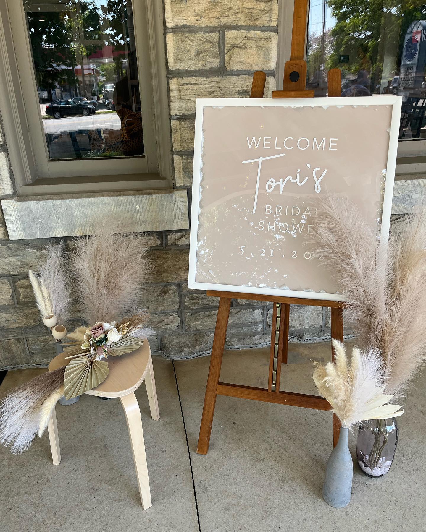 A beautiful day for a bridal shower at the Leeland Room! Congratulations Tori and Derek!
#bridalshower #events #conshohocken #eventvenue #decor