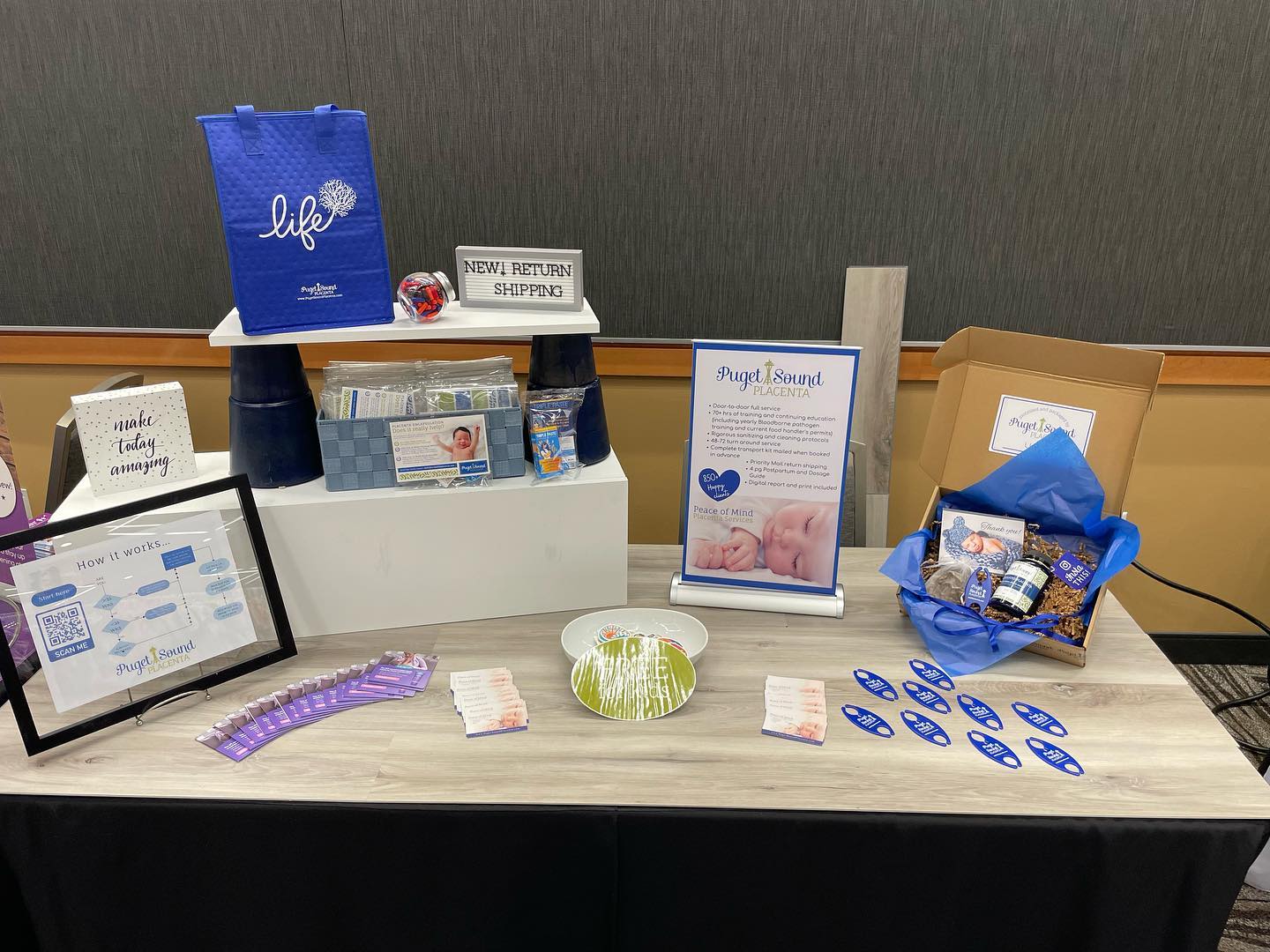 Total booth refresh/ update! So excited to refresh this look post pandemic insanity. Hope that you will swing by and say hi, or grab an info packet if I’m not there while enjoying this amazing sale! (don’t forget to say hi to @stellar_kids_dentistry or @sprout.birthcenter while you’re there)