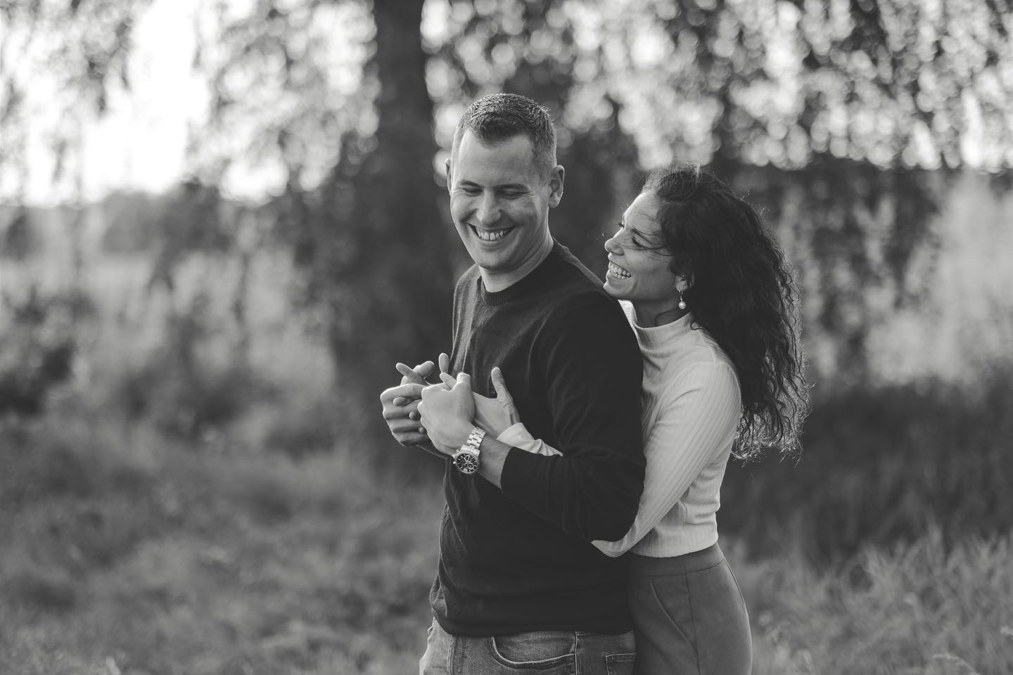 Bald schon begleite ich die Hochzeit dieser beiden wundervollen Menschen. Ich freue mich unglaublich darauf!
#hochzeit #hochzeitsfotograf #hochzeitschweiz #hochzeitbern #fujifilmxt3 #minaartphotography #engagmentphotography #verlobung