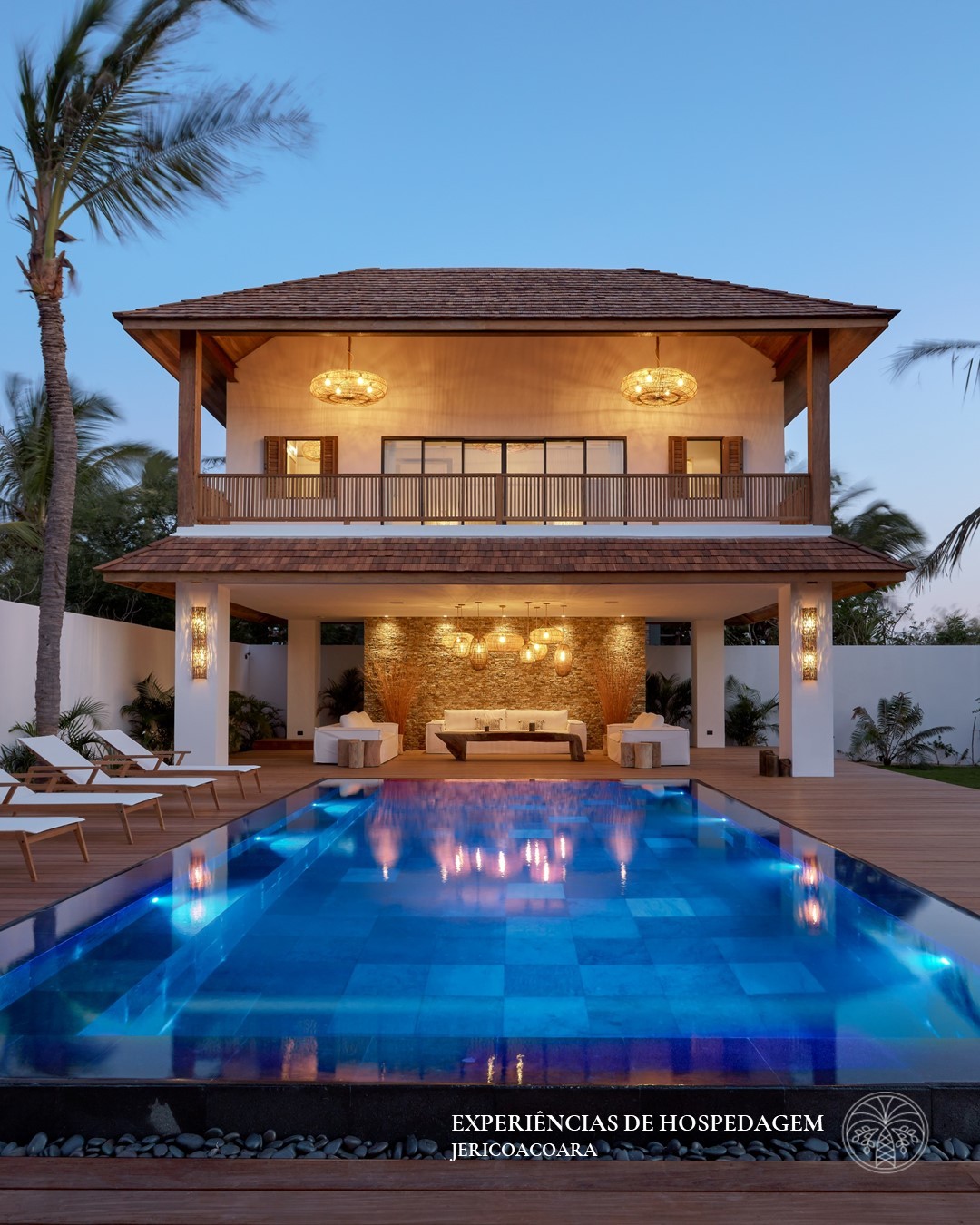 Nossa curadoria busca para seu portfolio as mais belas vilas que oferecem conforto, sofisticação e privacidade, além disso os conceitos de sustentabilidade e viagem com proposito estão presentes no DNA dos serviços e estrura.
Our curatorship seeks for its portfolio the most beautiful villas that offer comfort, sophistication and privacy, in addition, sustainability and purposeful travel concepts are present in services and structure DNA.
📷 @lavilla.design